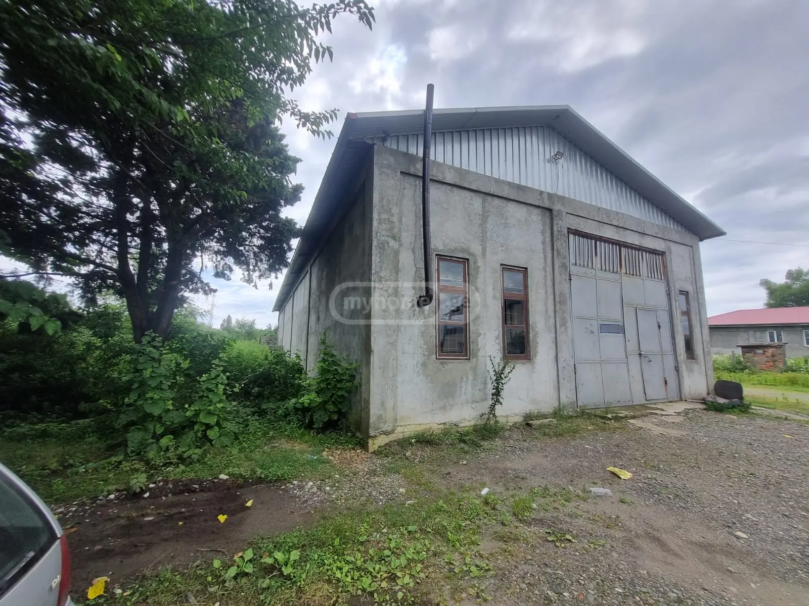 Universal Commercial Area For Rent In Foti view 6