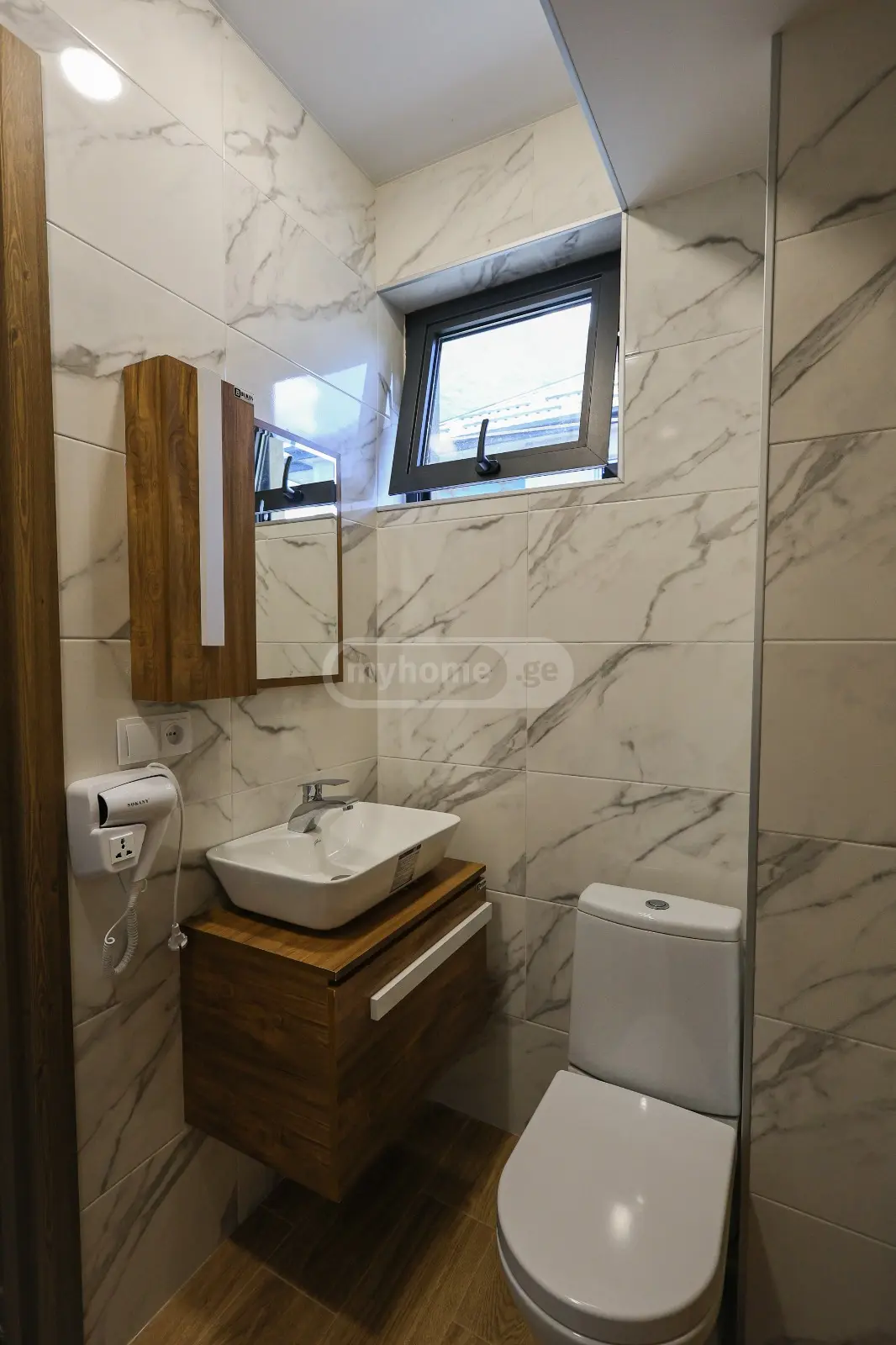 Продажа 7-комната Hotel view 12