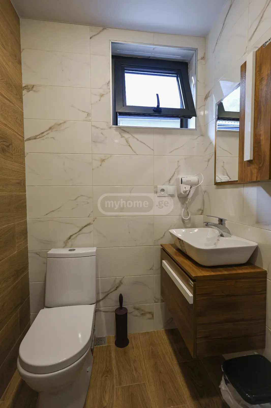 Продажа 7-комната Hotel view 14