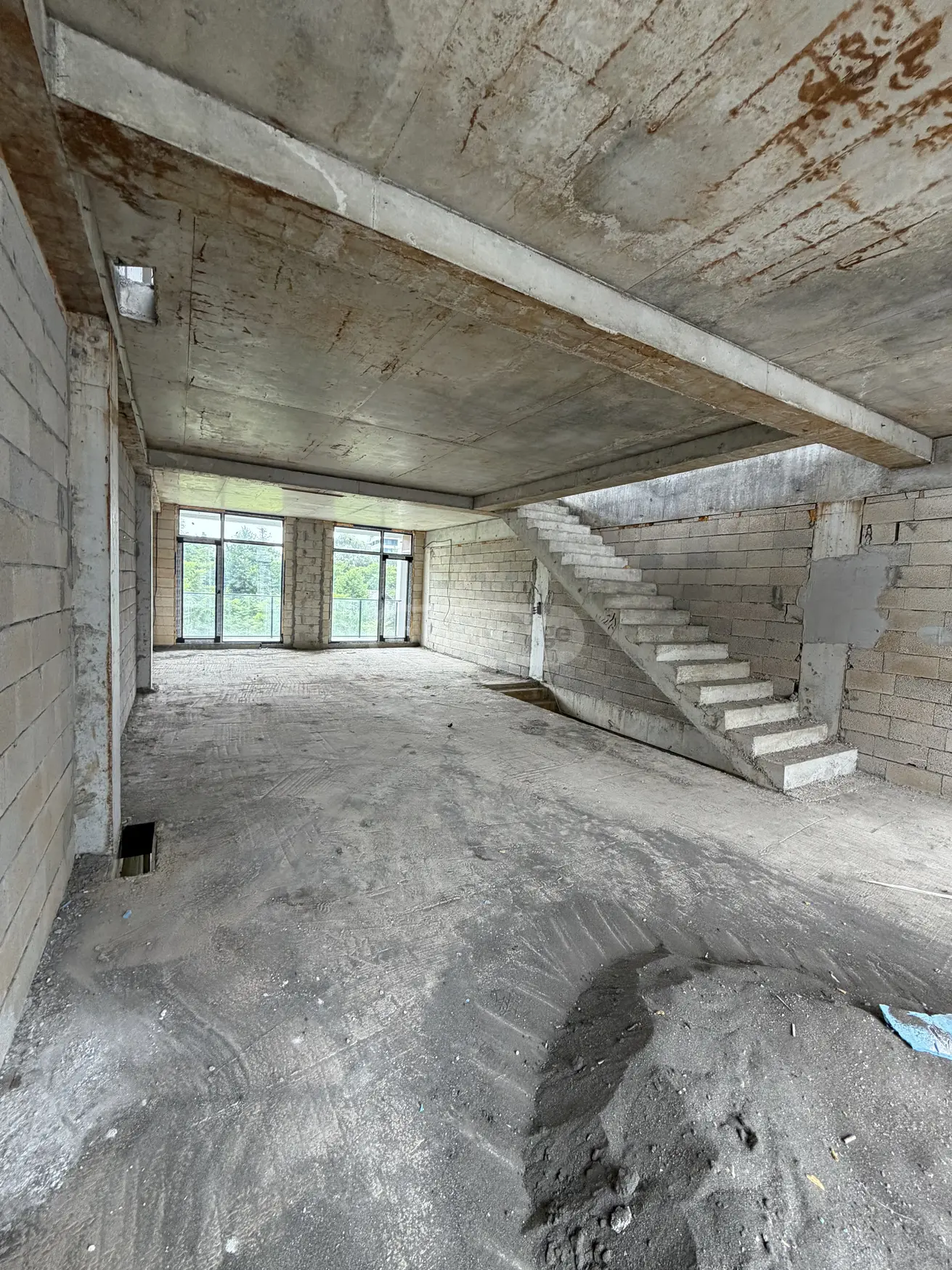 6 Room Private House For Sale view 9