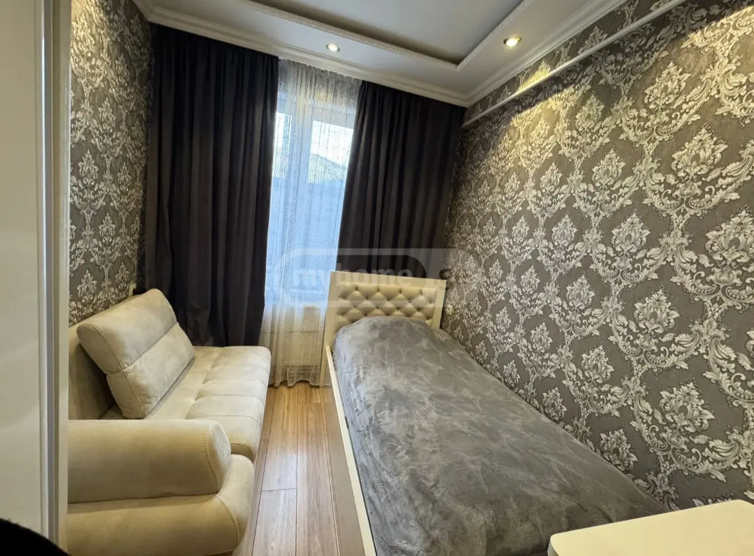 5 Room Private House For Sale view 8