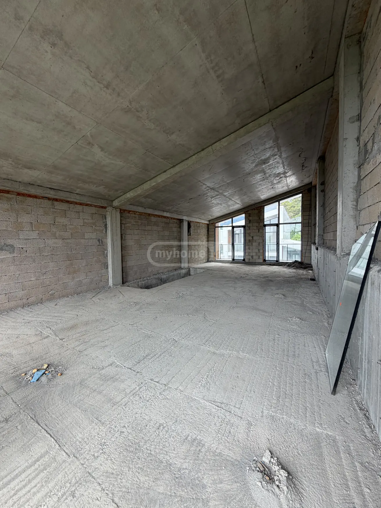 6 Room Private House For Sale view 10