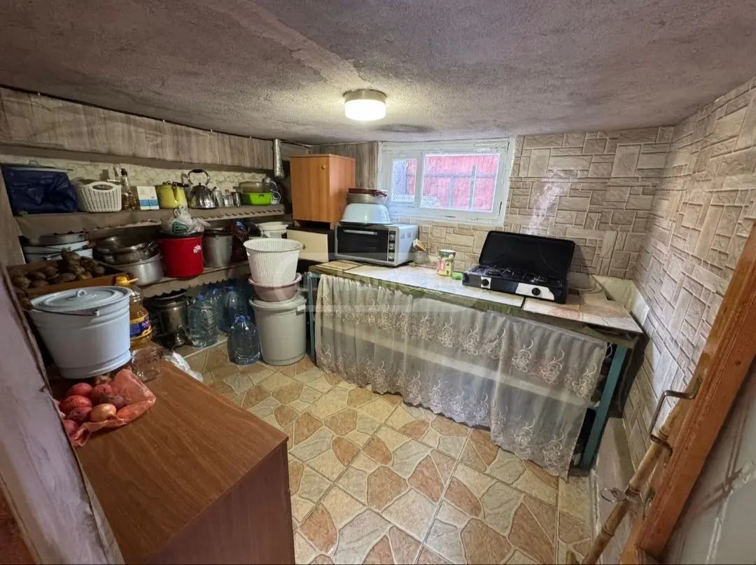 5 Room Private House For Sale view 11