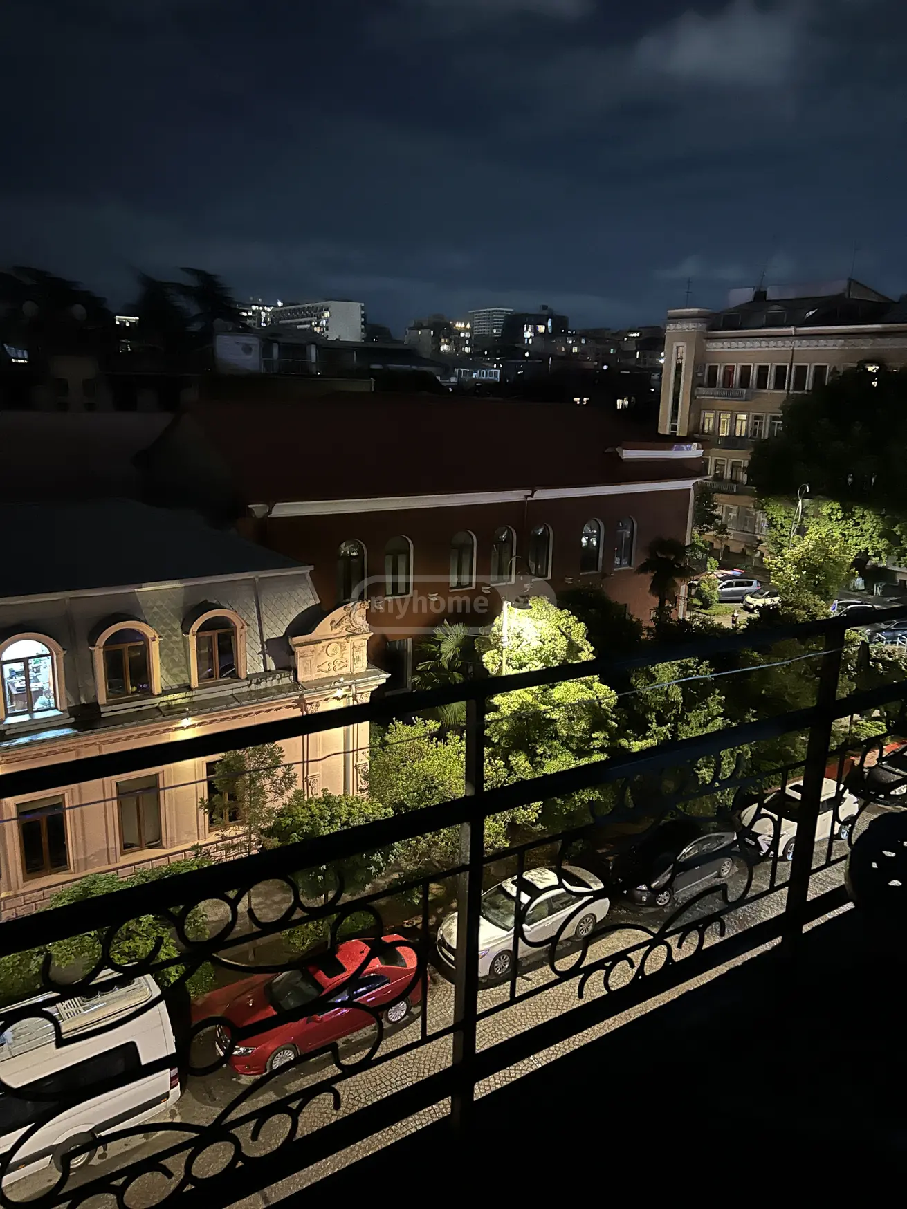 3 Room Apartment Daily Rent In Old Batumi District, In Batumi view 2