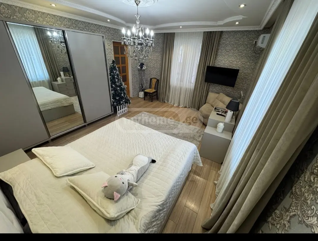 5 Room Private House For Sale view 1
