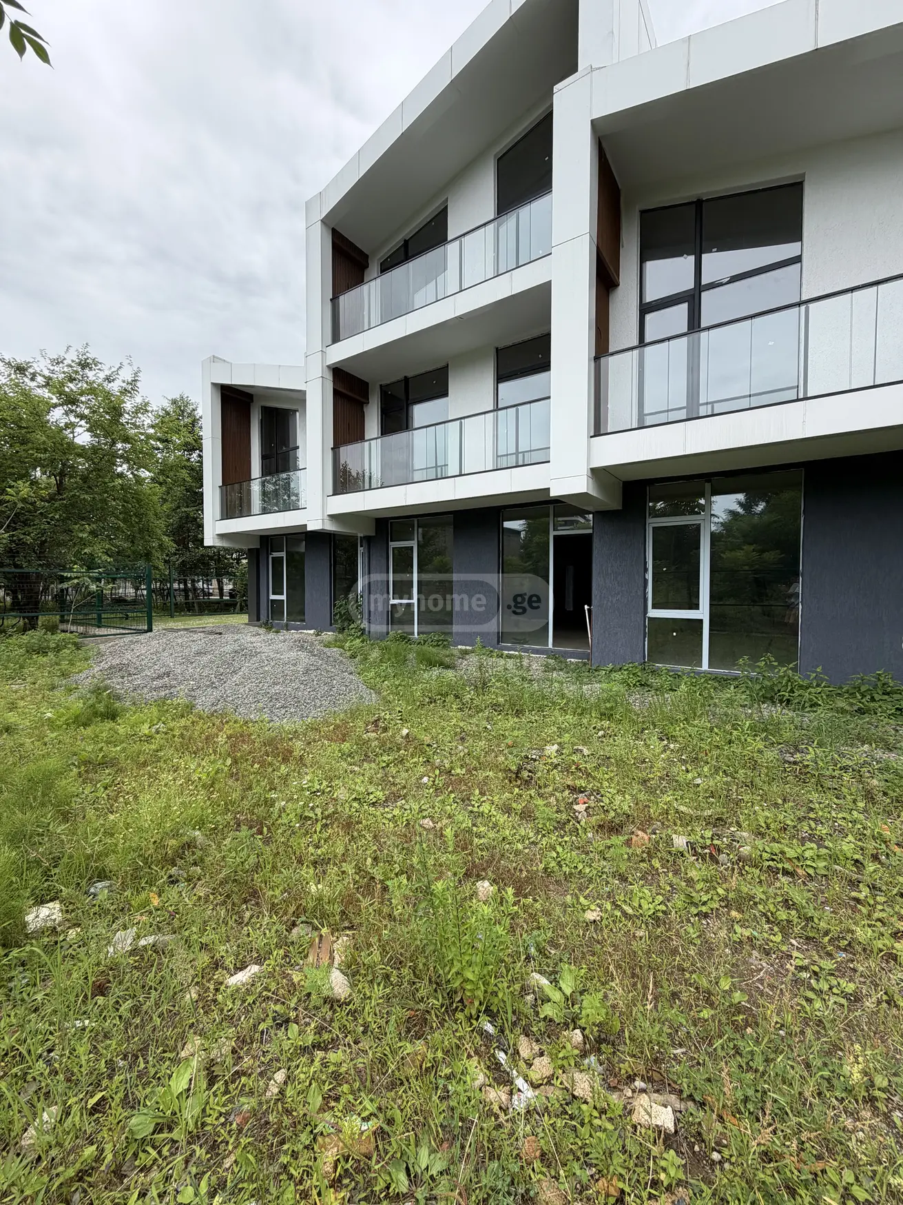 6 Room Private House For Sale view 7