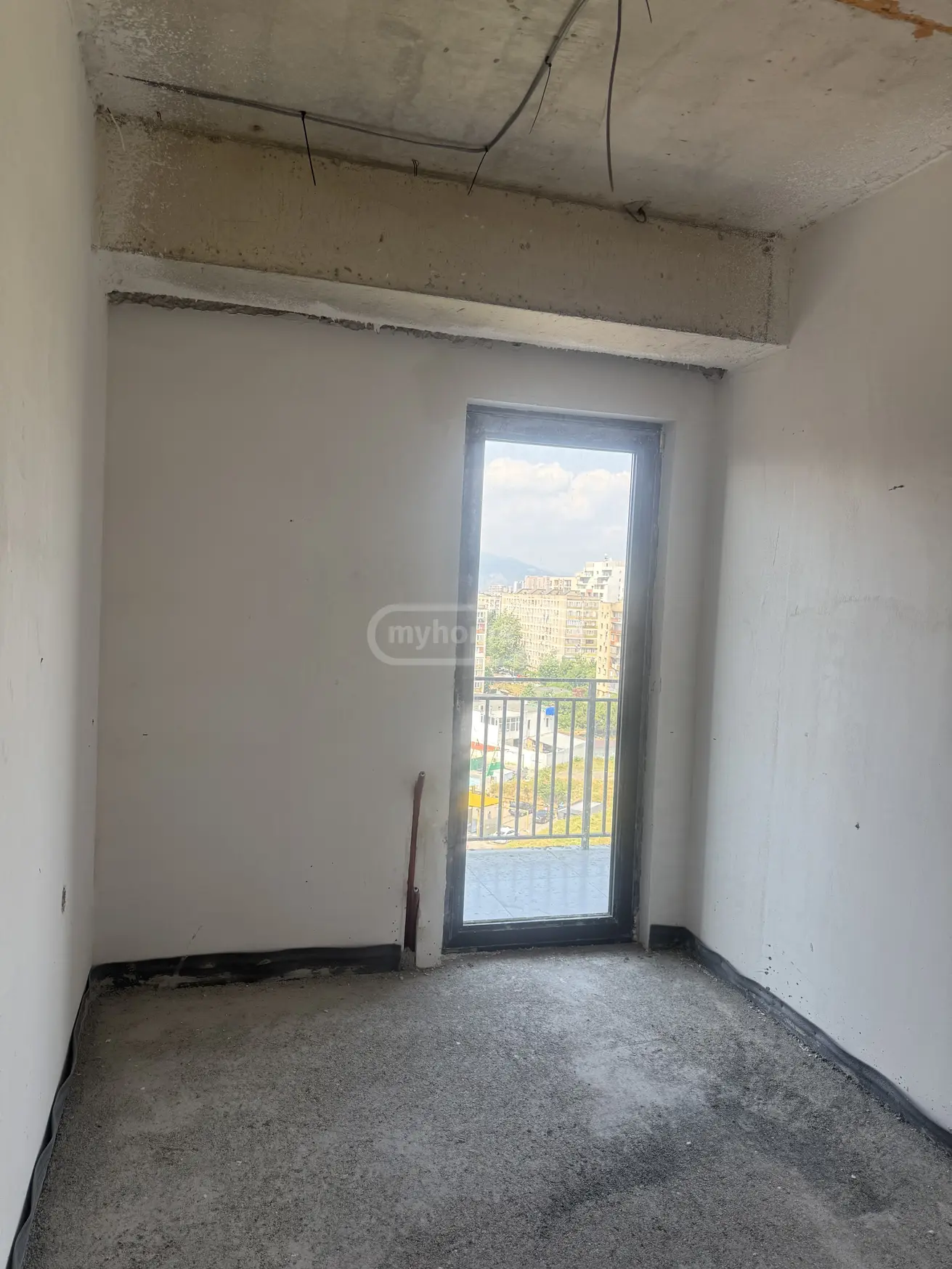 3 Room Apartment For Sale view 9