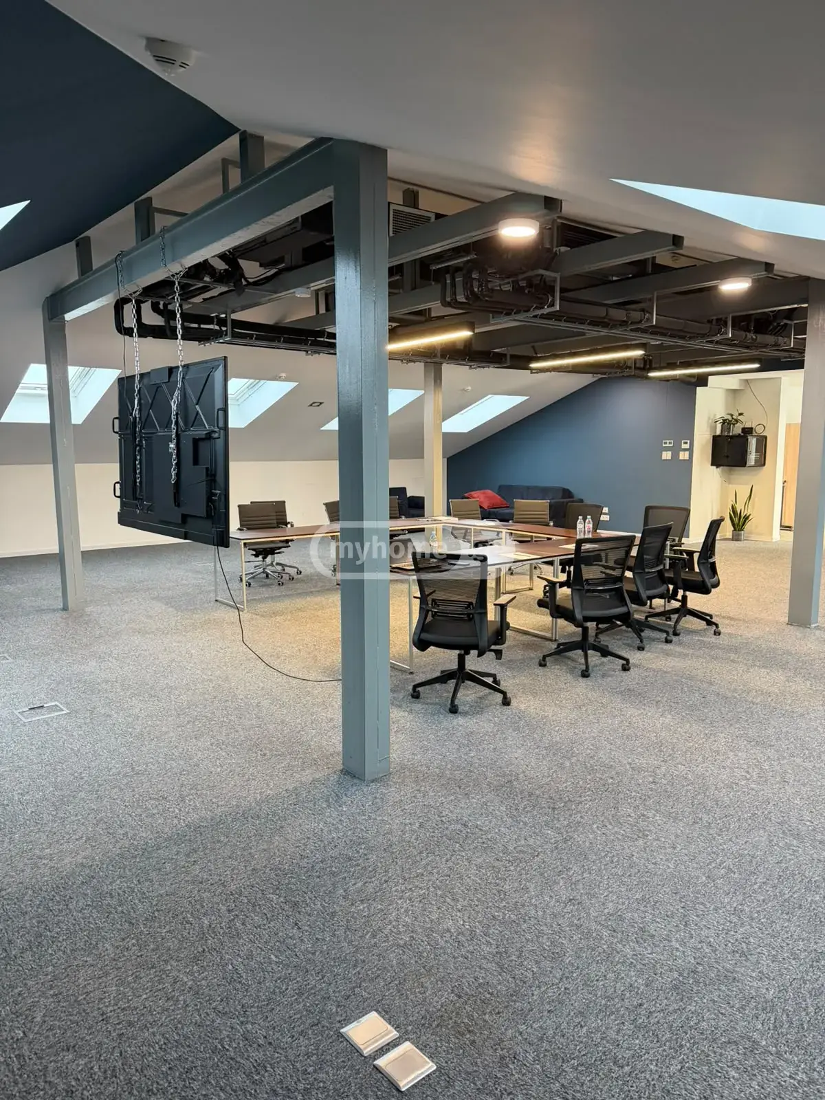 Office Commercial Area For Rent In Mtatsminda view 18