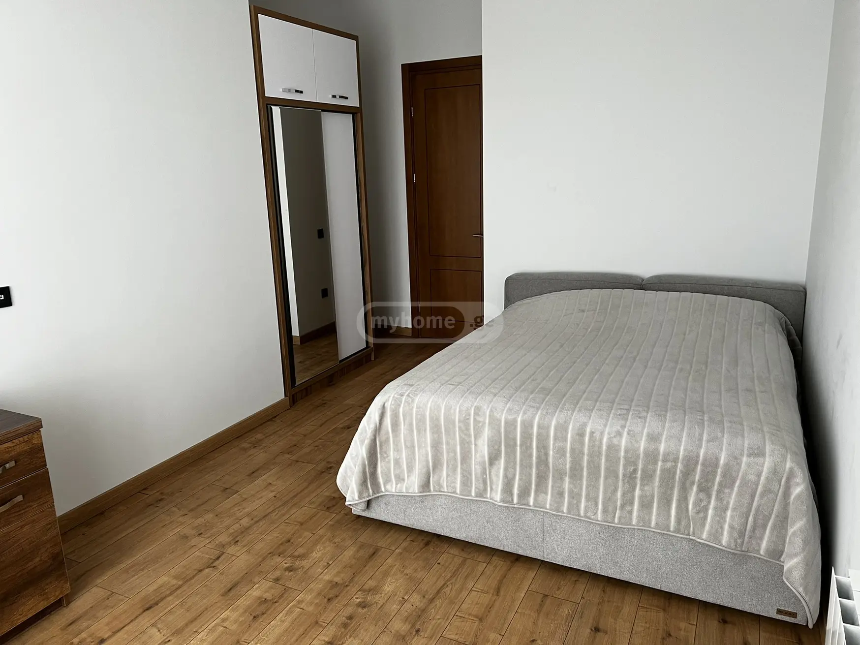 4 Room Private House For Sale view 8