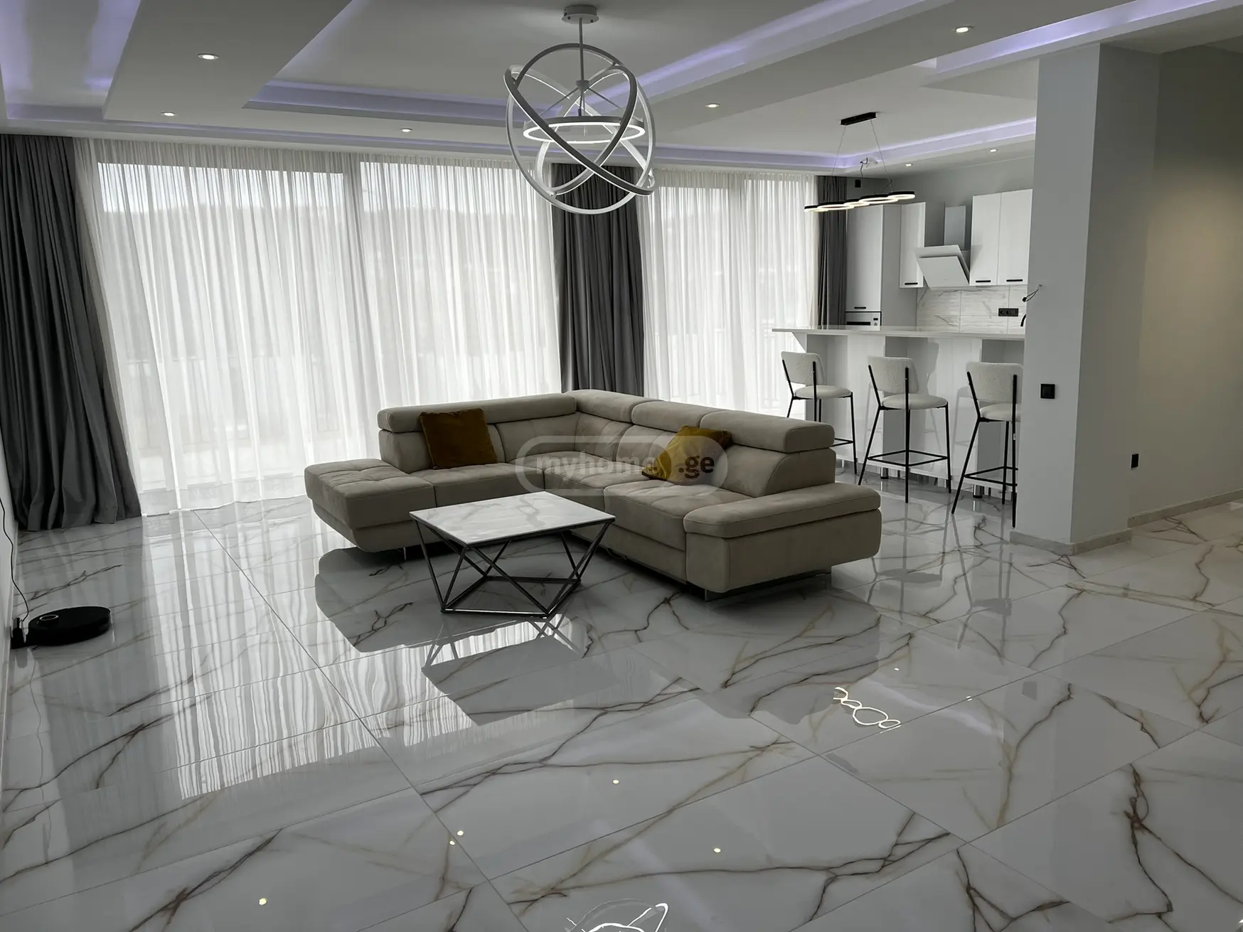 4 Room Private House For Sale view 1