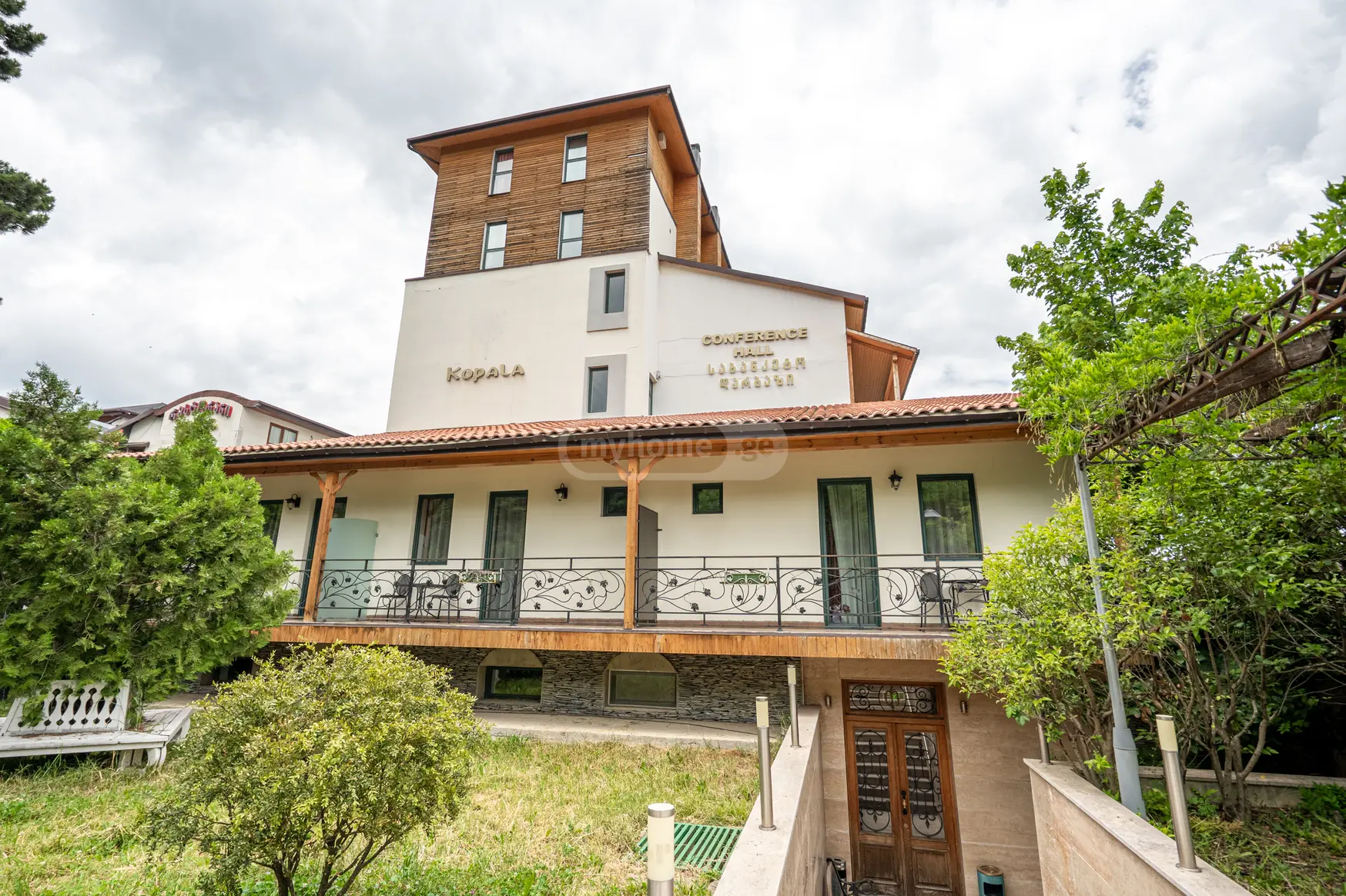 10+ Room Hotel For Rent In Tskneti view 1