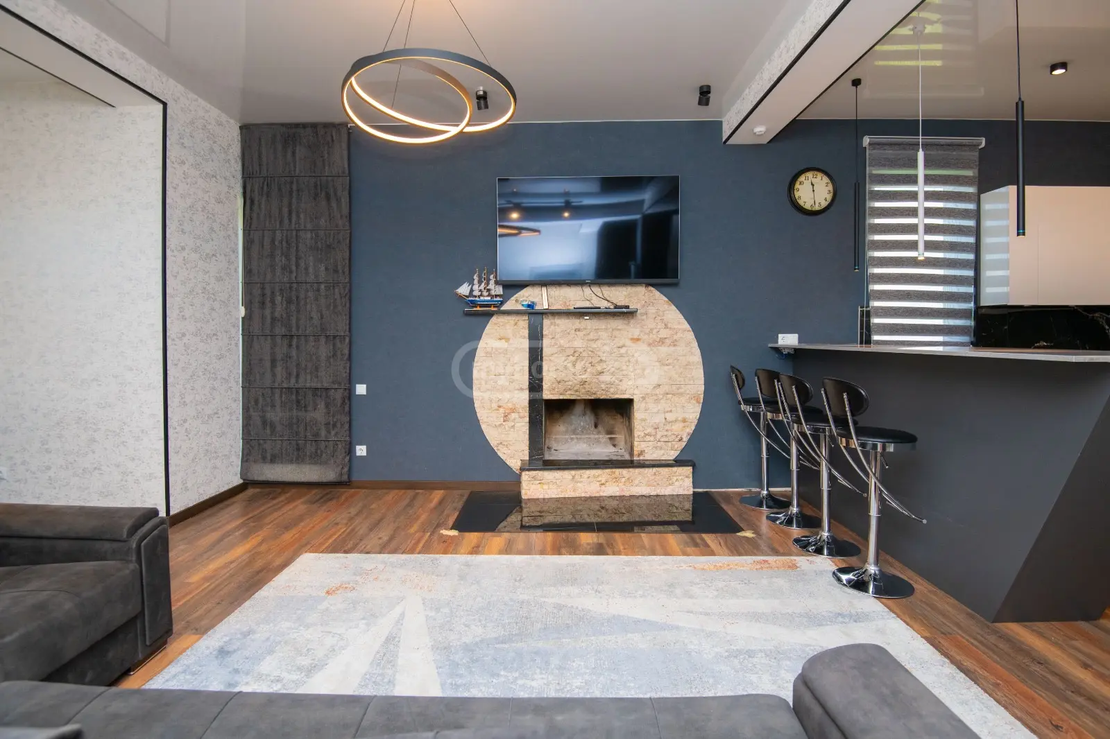 5 Room Private House For Rent In Vake view 3