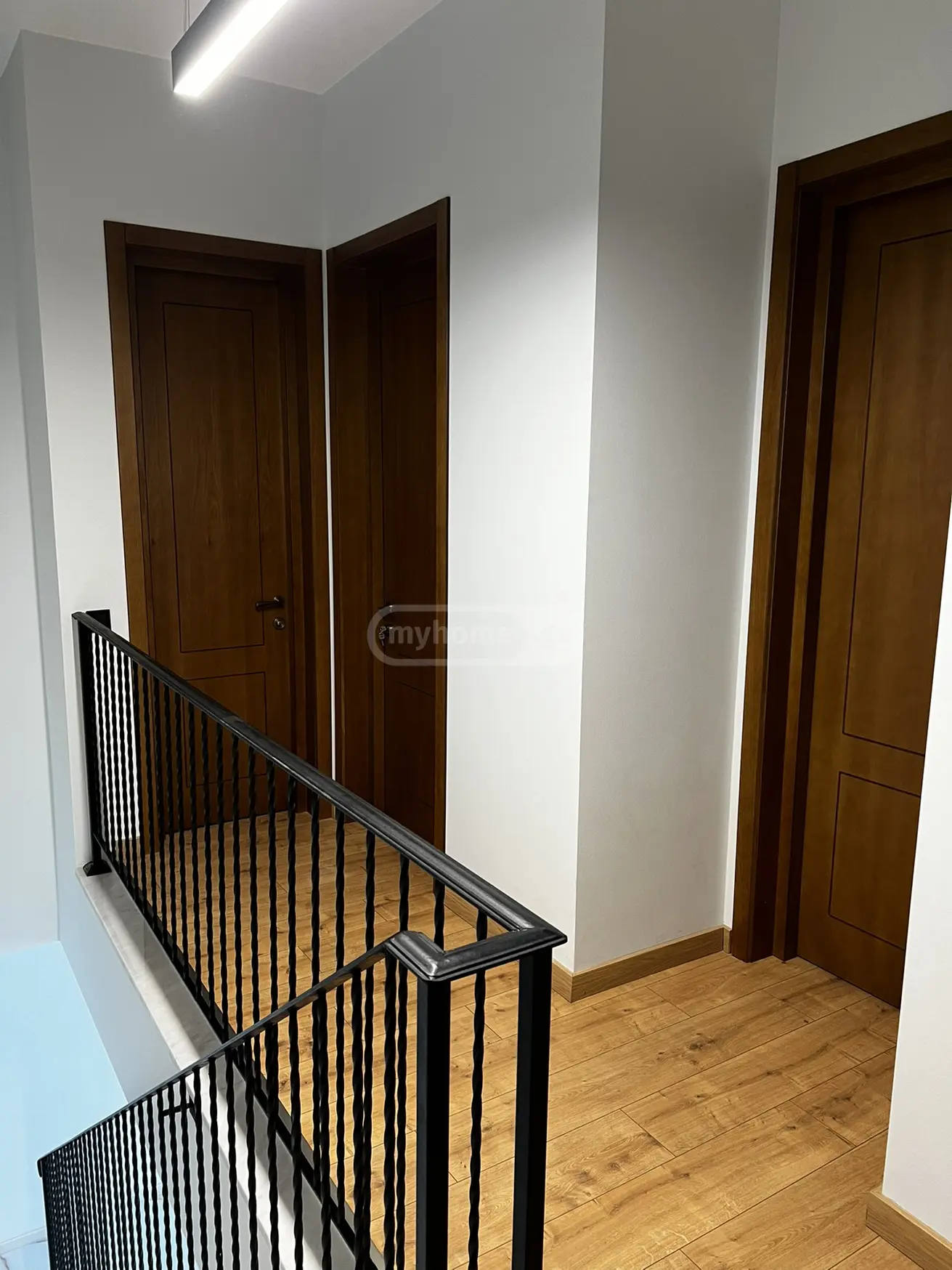4 Room Private House For Sale view 11