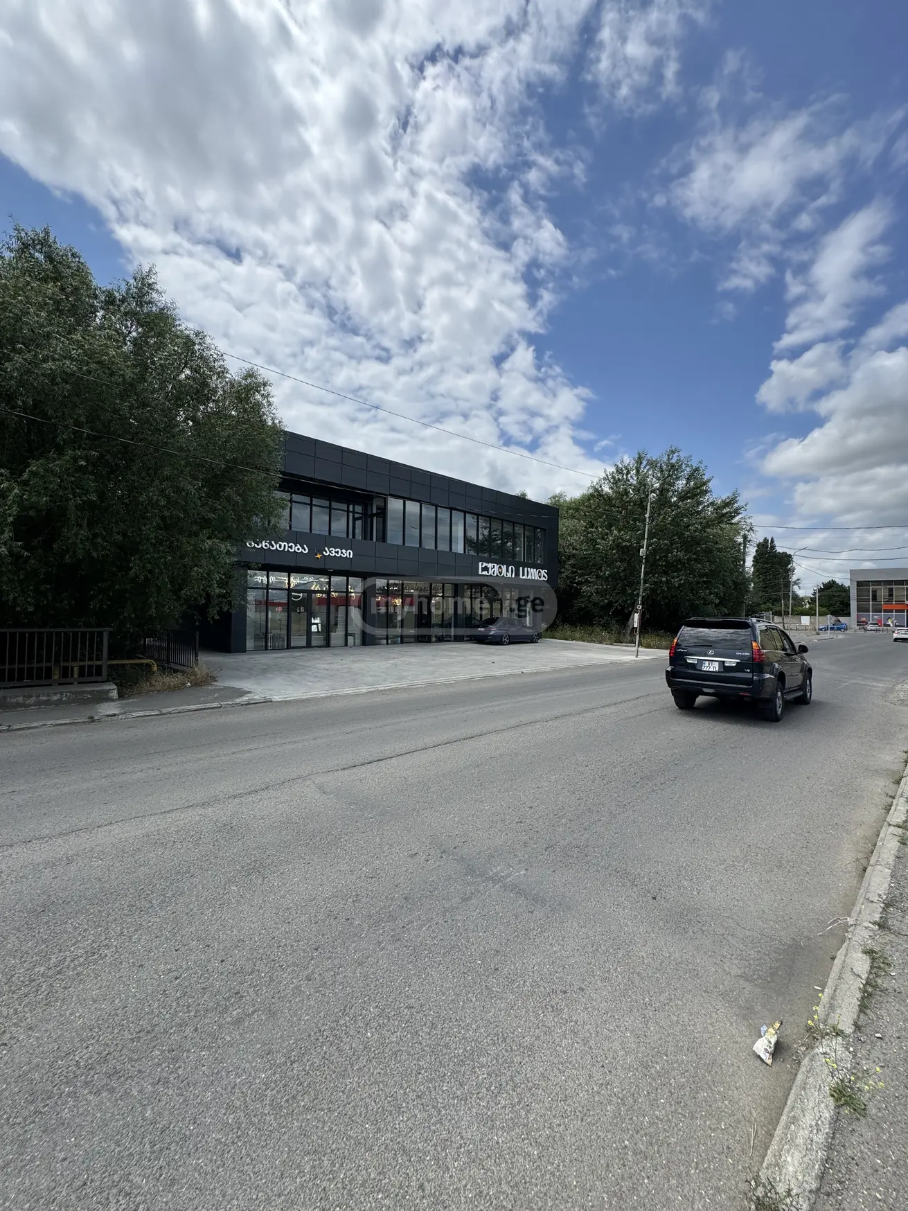Universal Commercial Area For Rent In Gori view 4