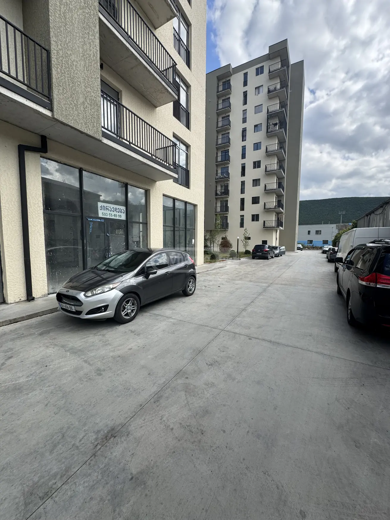 Universal Commercial Area For Rent In Gori view 4