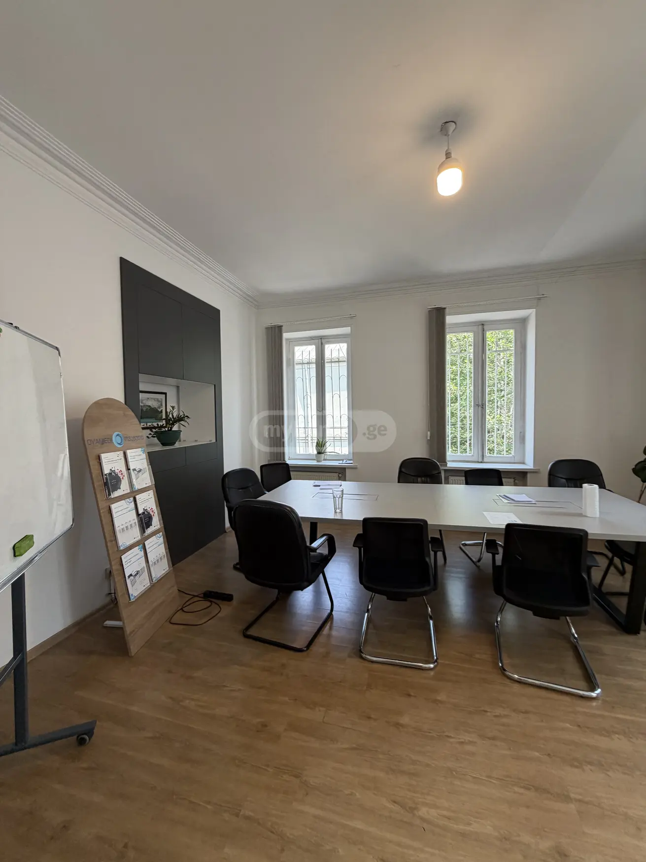 Office Commercial Area For Rent In Vera view 2