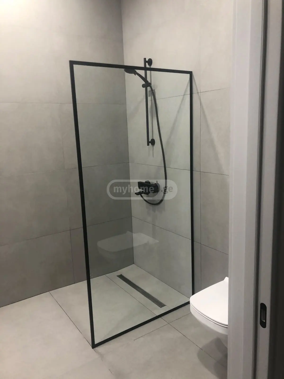 5 Room Private House For Sale view 3
