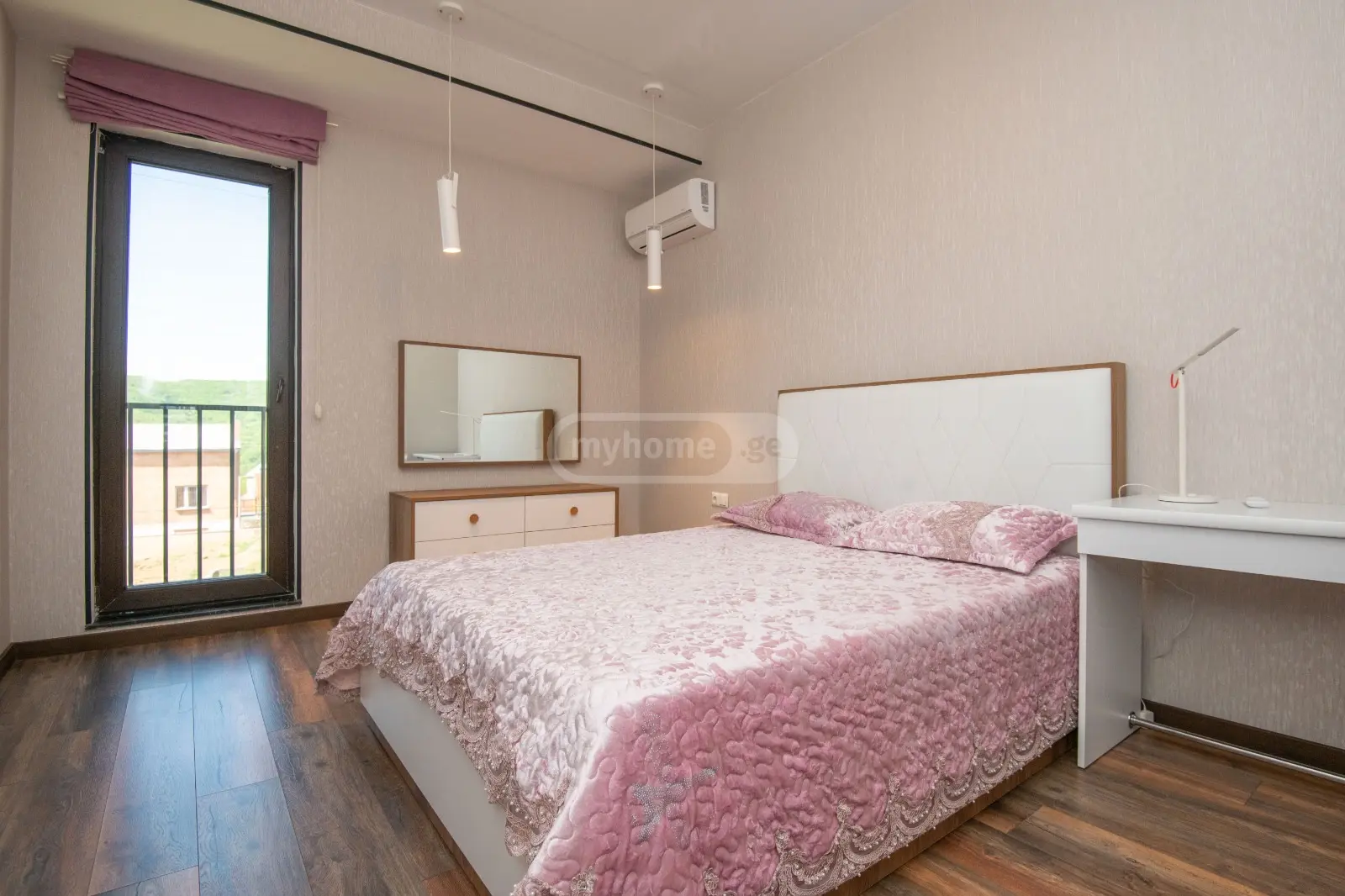 5 Room Private House For Rent In Vake view 14
