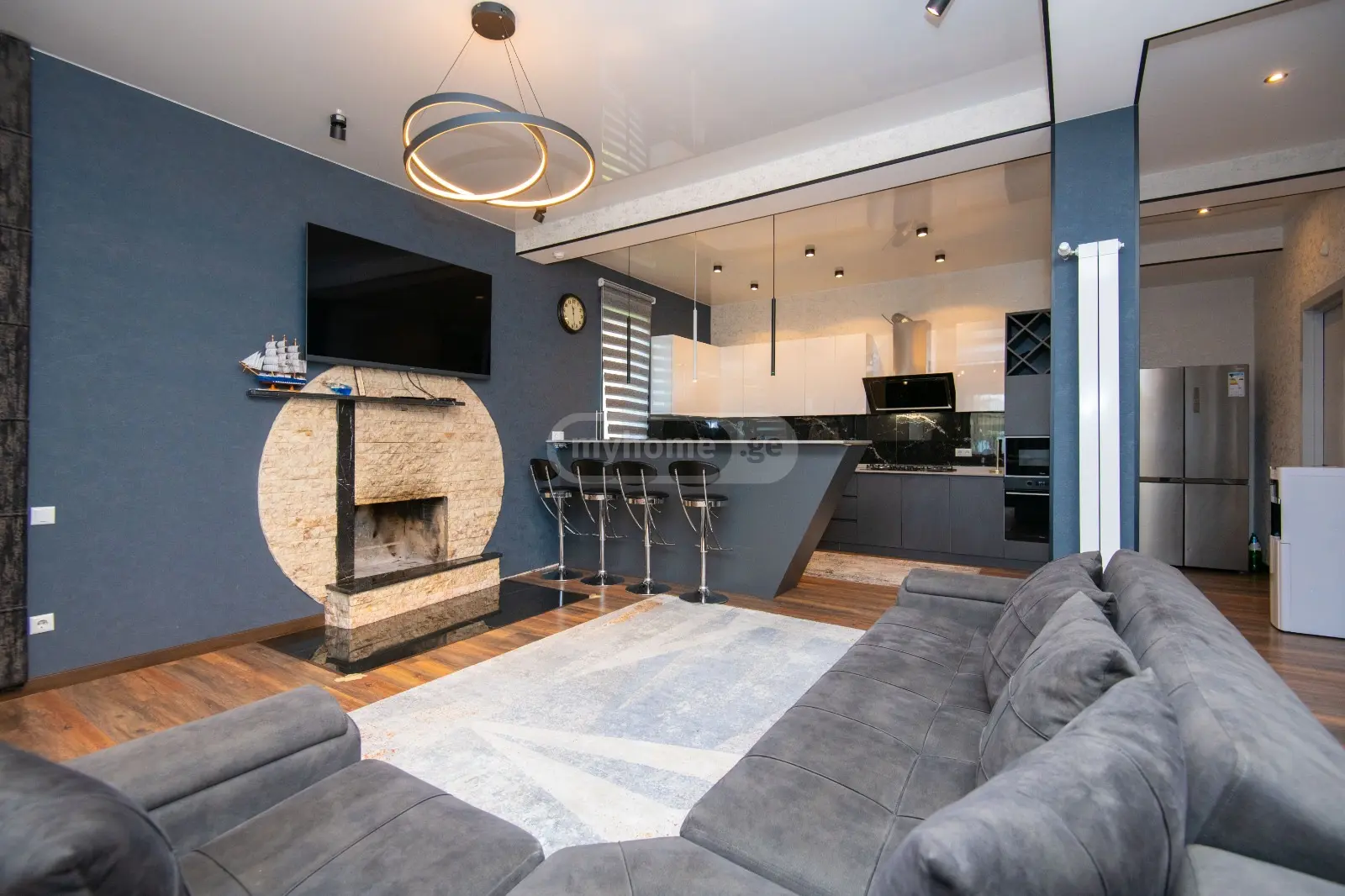 5 Room Private House For Rent In Vake view 2