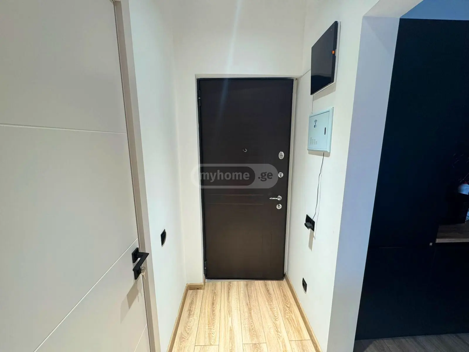 2 Room Apartment For Rent In Avlabari view 3