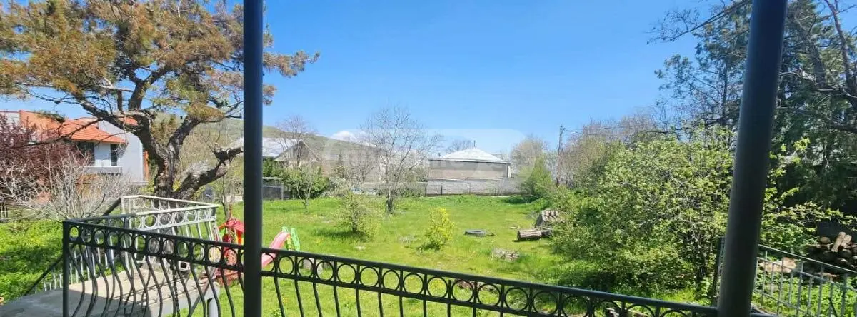 5 Room Country House For Rent In Lisi Lake view 9