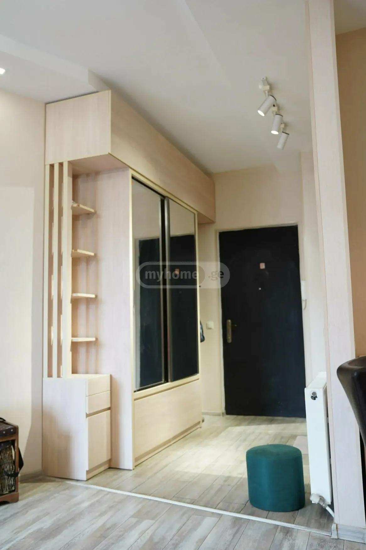 3 Room Apartment For Rent In Gori view 5