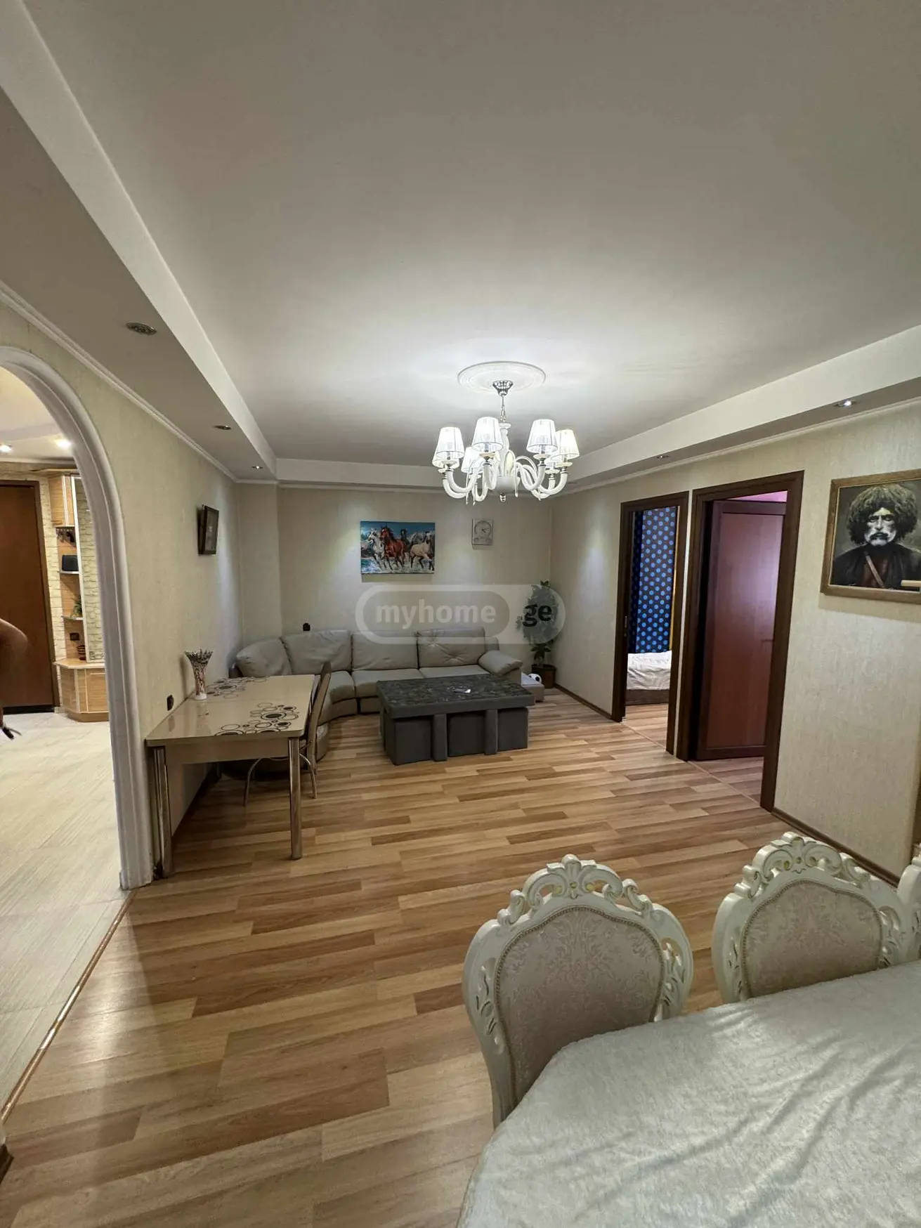 7 Room Apartment For Sale view 3
