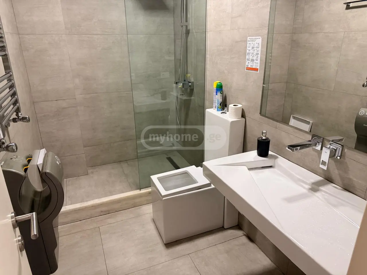 Office Commercial Area For Sale In Sololaki view 9
