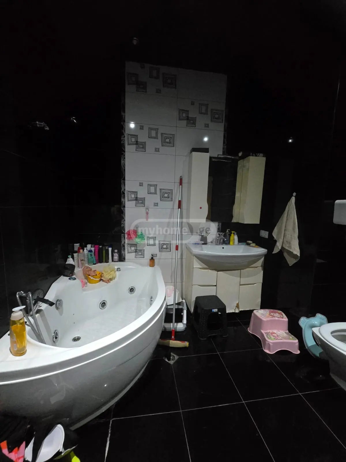 Vepkhistqaosani St, 64: 4-Room, 100.0 M² | Korter.Ge view 37