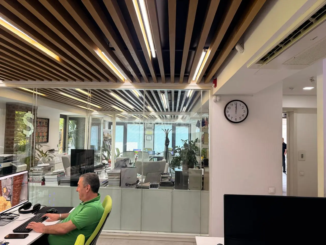 Office Commercial Area For Sale In Sololaki view 6