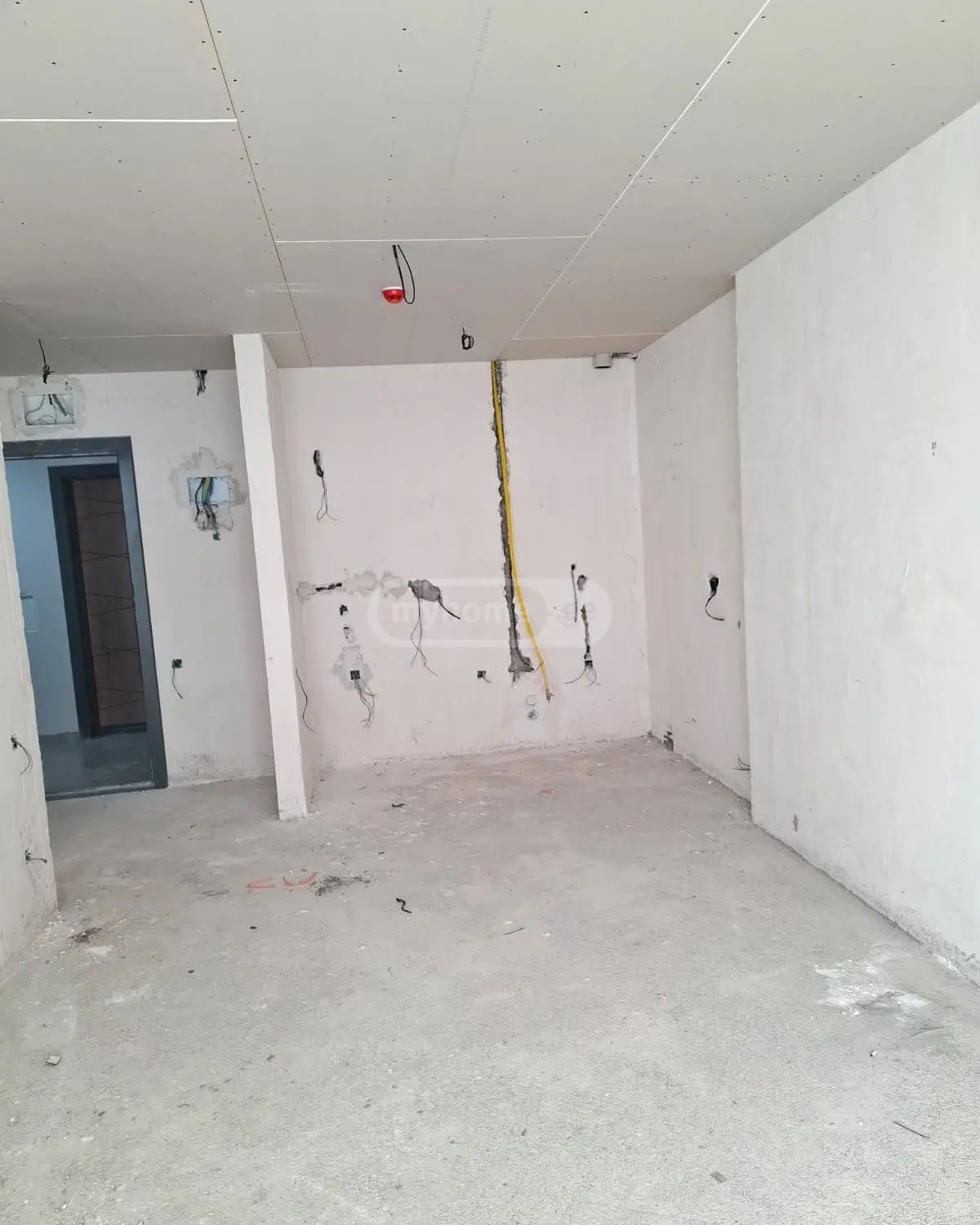 2 Room Apartment For Sale view 3