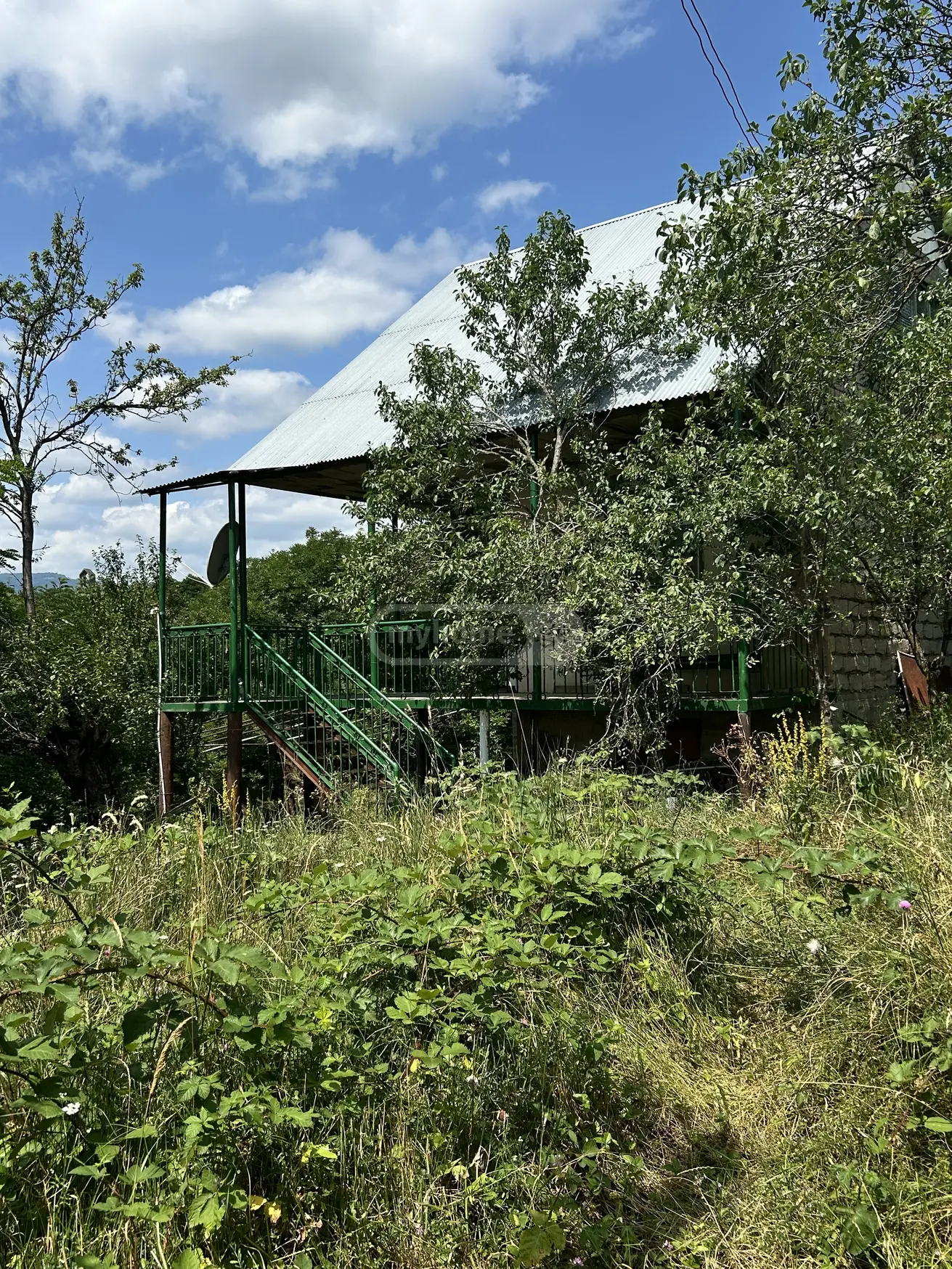 6 Room Country House For Sale view 1