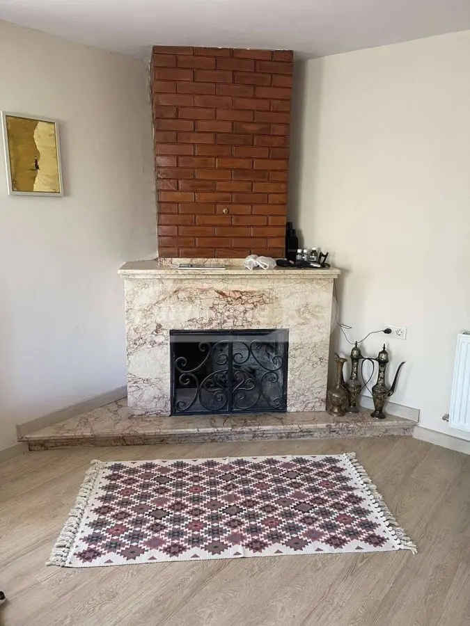 6 Room Country House For Rent In Sololaki view 6