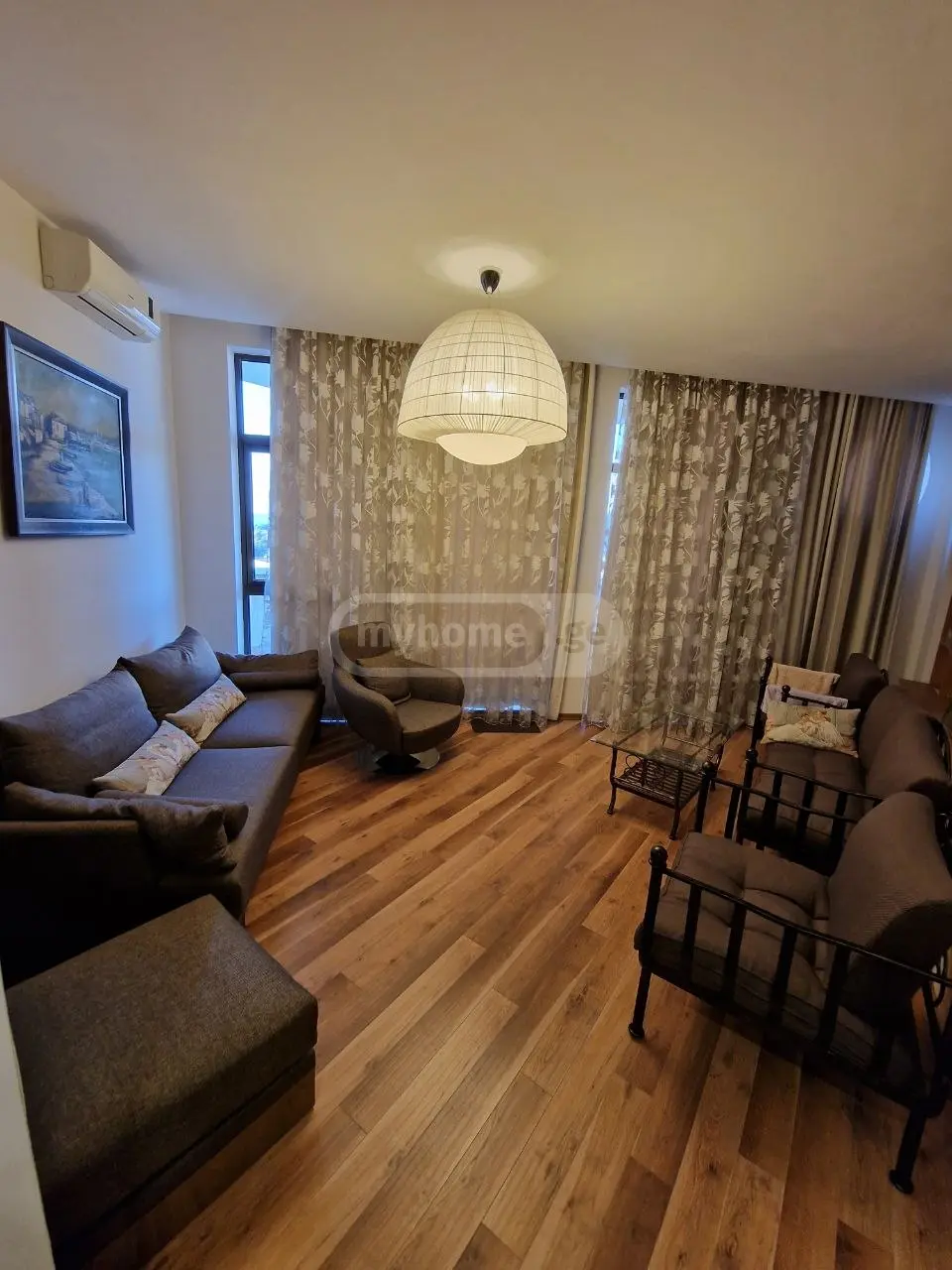 4 Room Apartment For Sale view 2