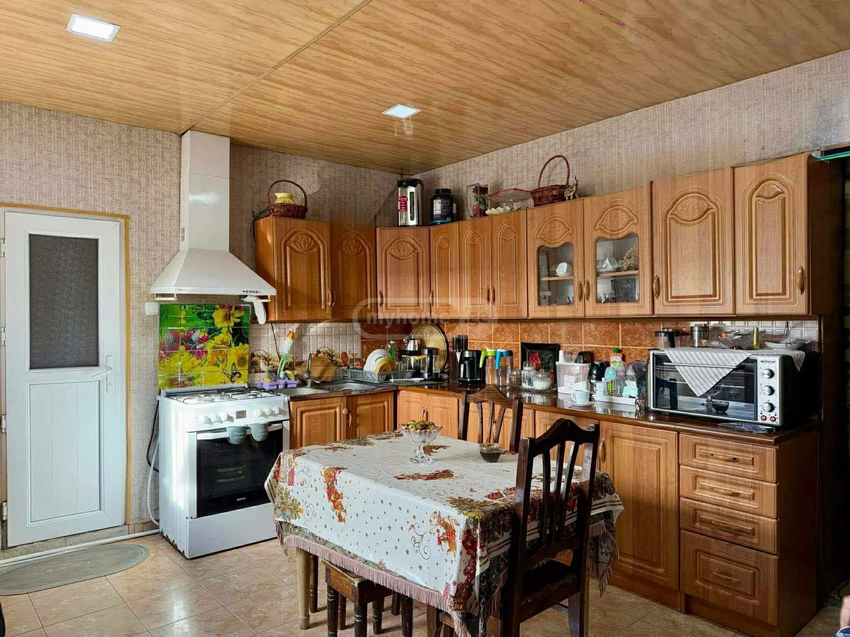 7 Room Private House For Sale view 4