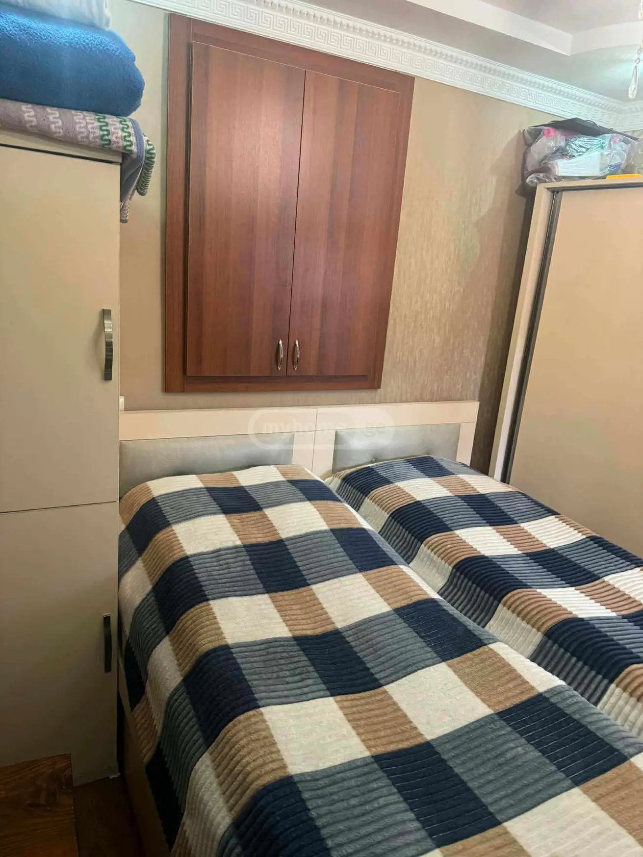 7 Room Private House For Sale view 13
