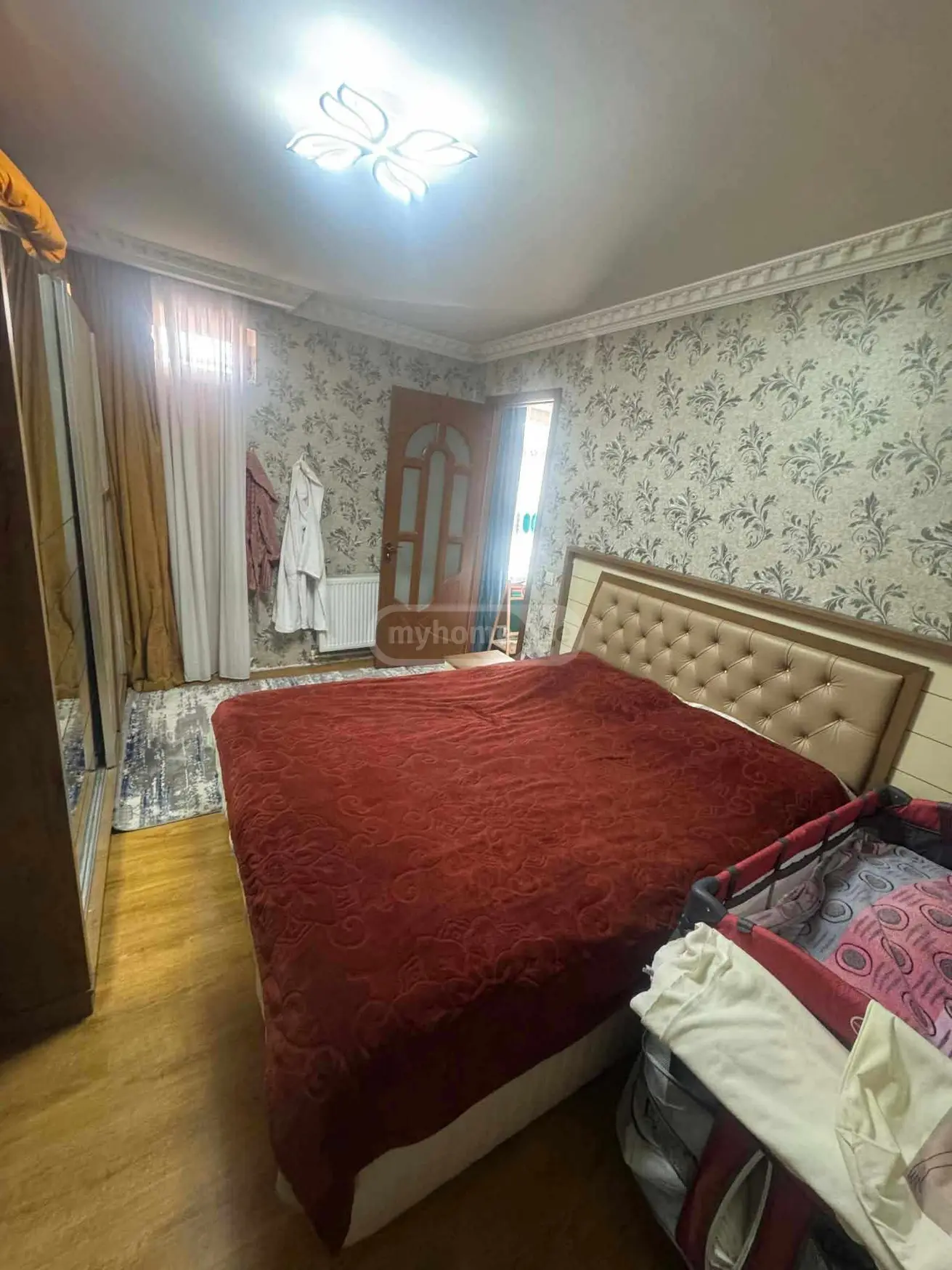7 Room Private House For Sale view 14