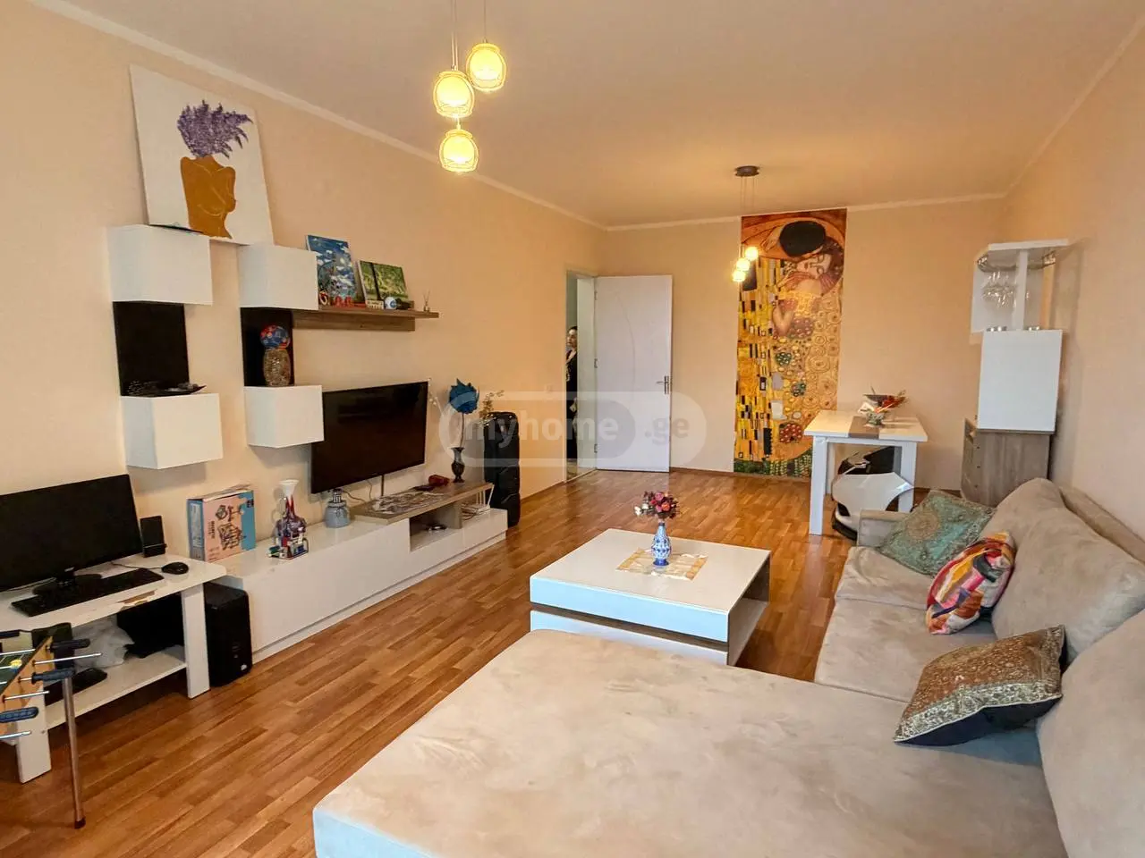 4 Room Apartment For Sale view 3