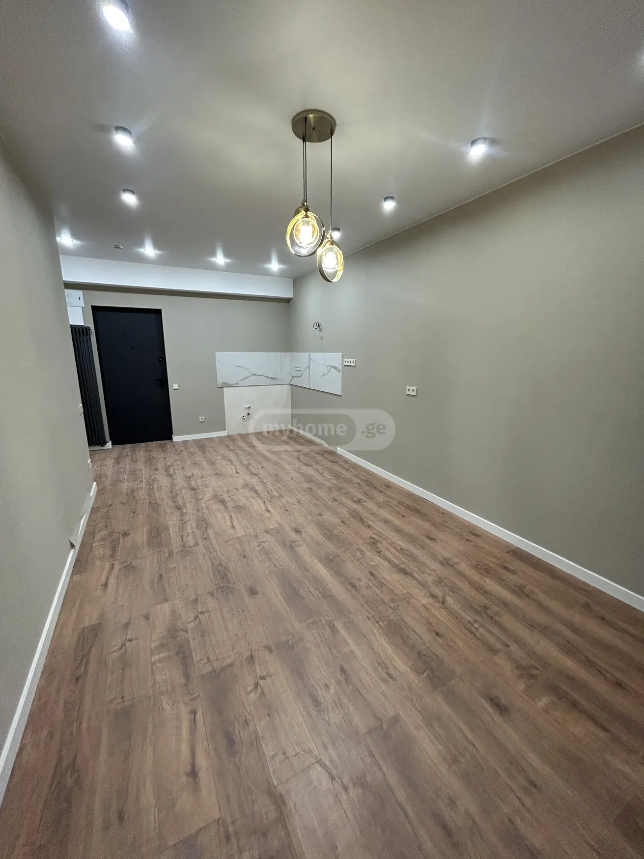 2 Room Hotel For Sale view 1