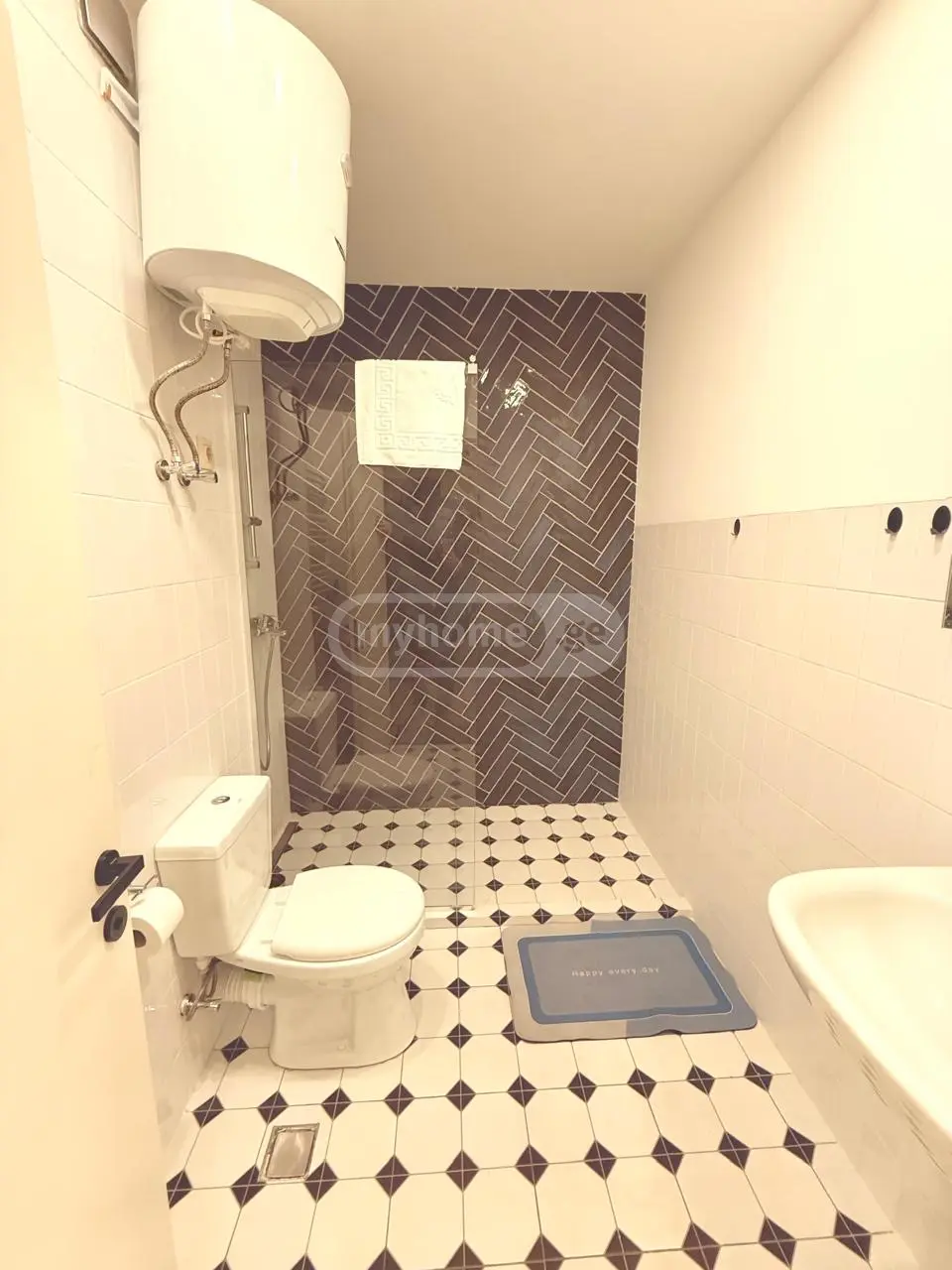 1 Room Apartment For Sale view 3