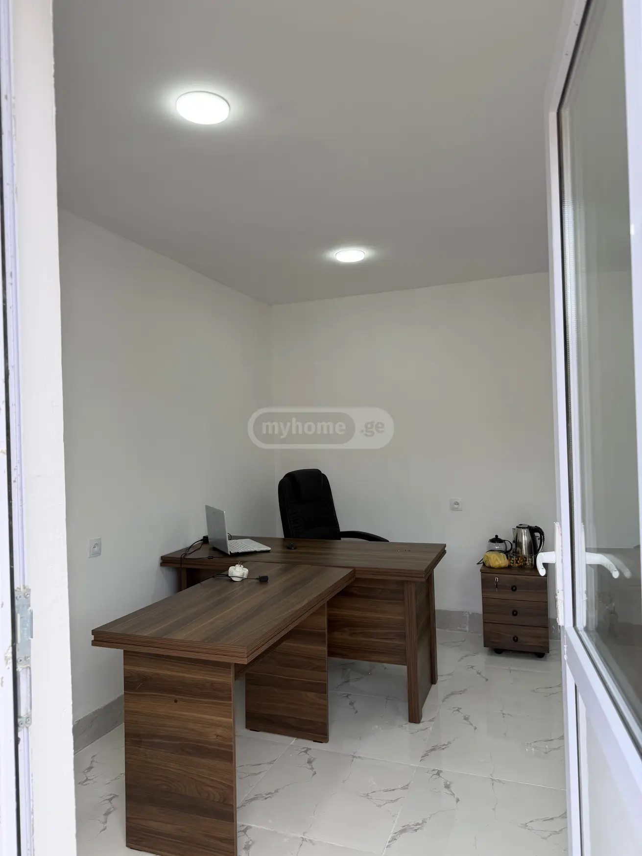 Universal Commercial Area For Rent In Samgori view 9