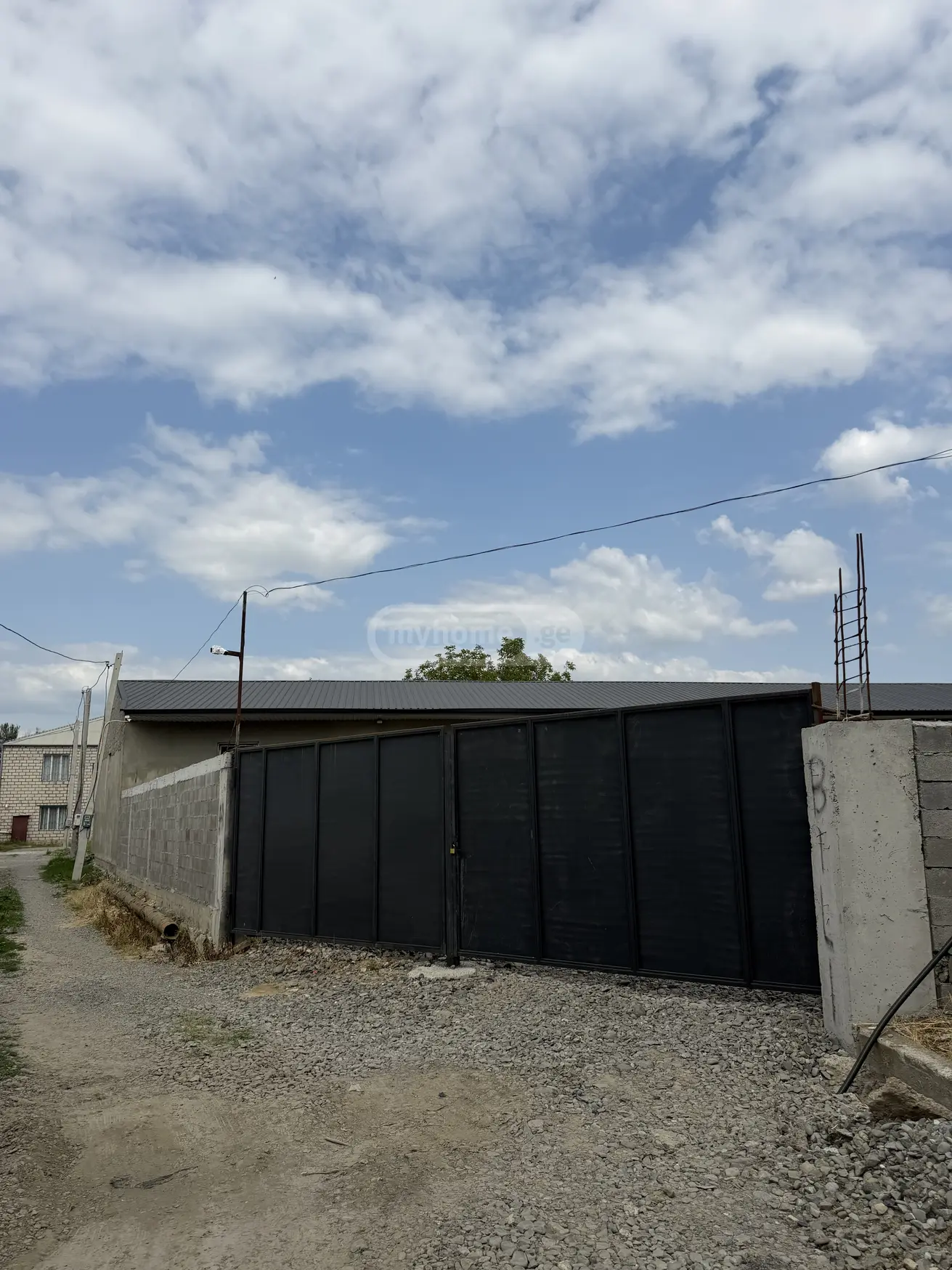 Universal Commercial Area For Rent In Samgori view 3