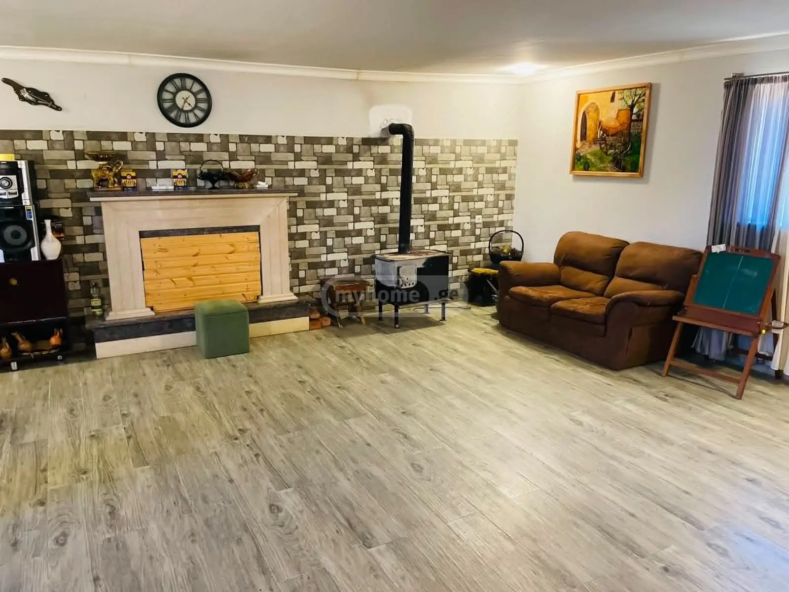 6 Room Private House For Sale view 8