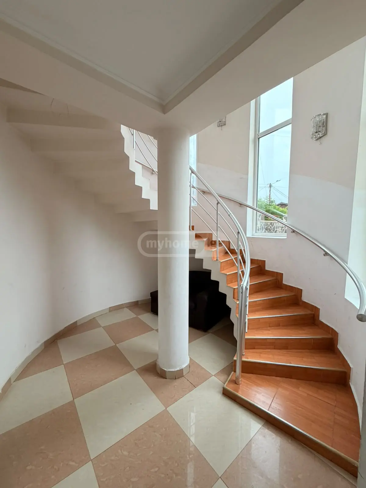 10+ Room Hotel For Sale In Bakuriani view 8