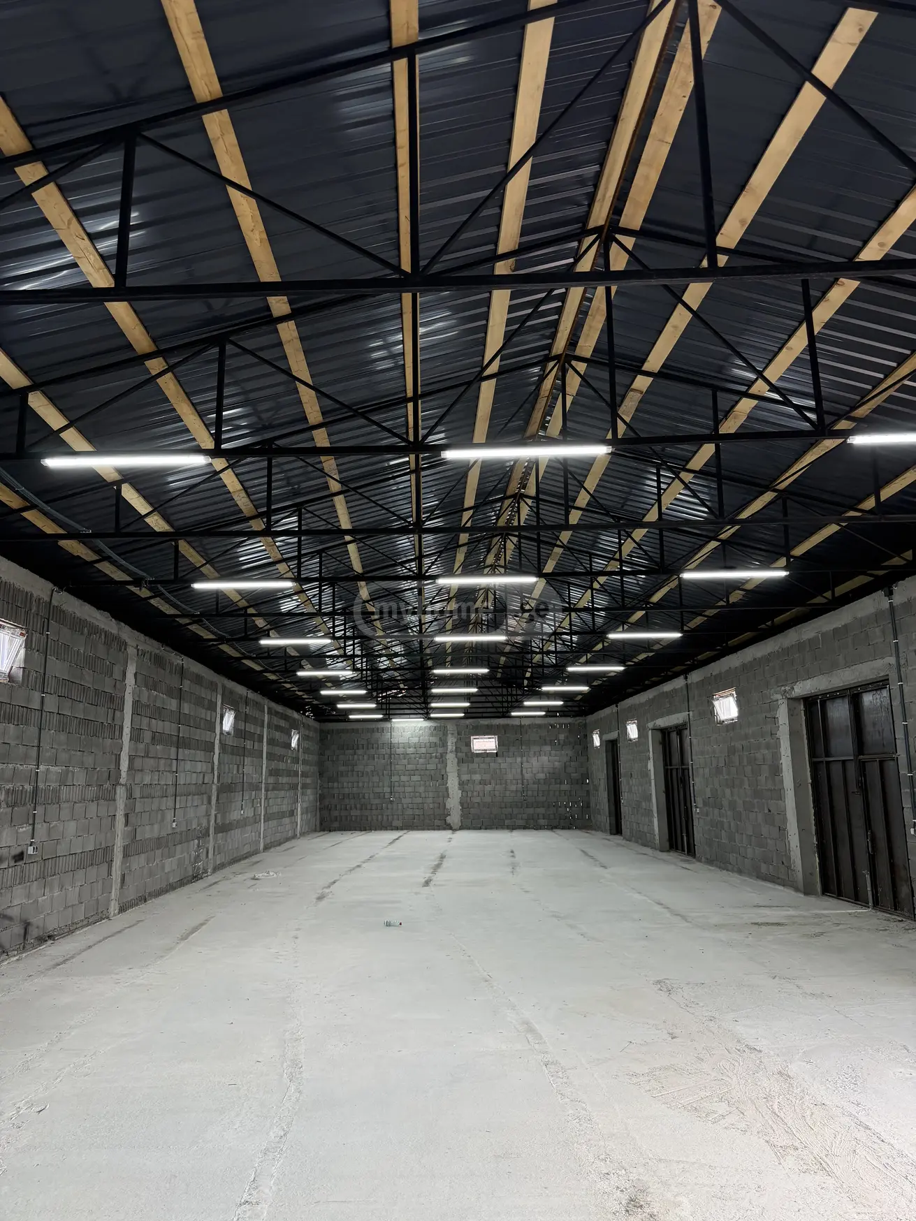 Universal Commercial Area For Rent In Samgori view 1