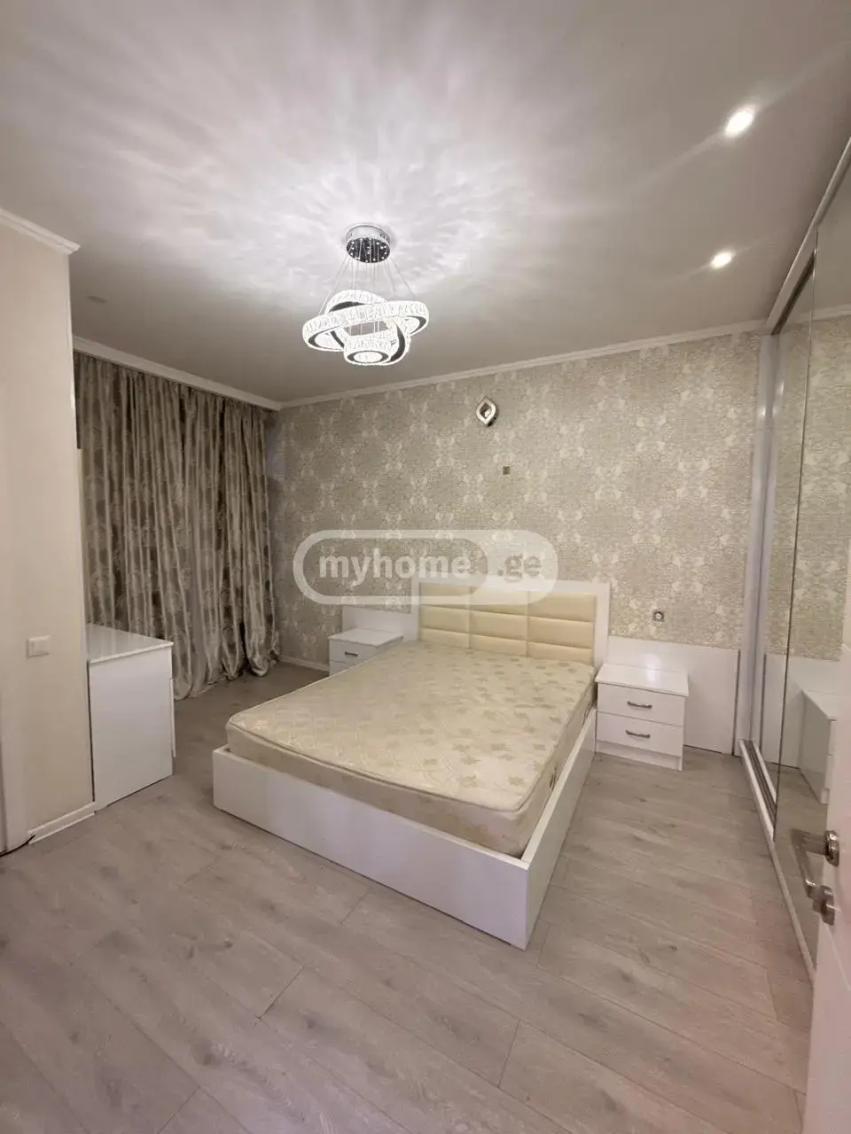7 Room Private House For Rent In Isani view 13