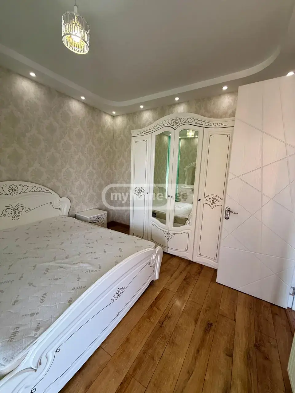 7 Room Private House For Rent In Isani view 7