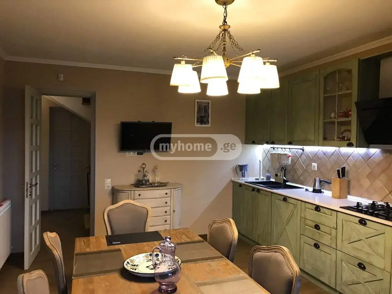 6 Room Country House For Rent In Krtsanisi view 2