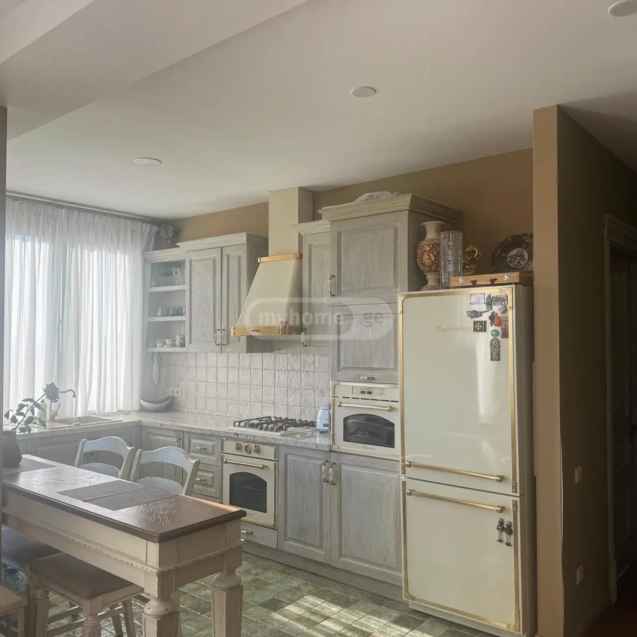 3 Room Apartment For Sale view 5