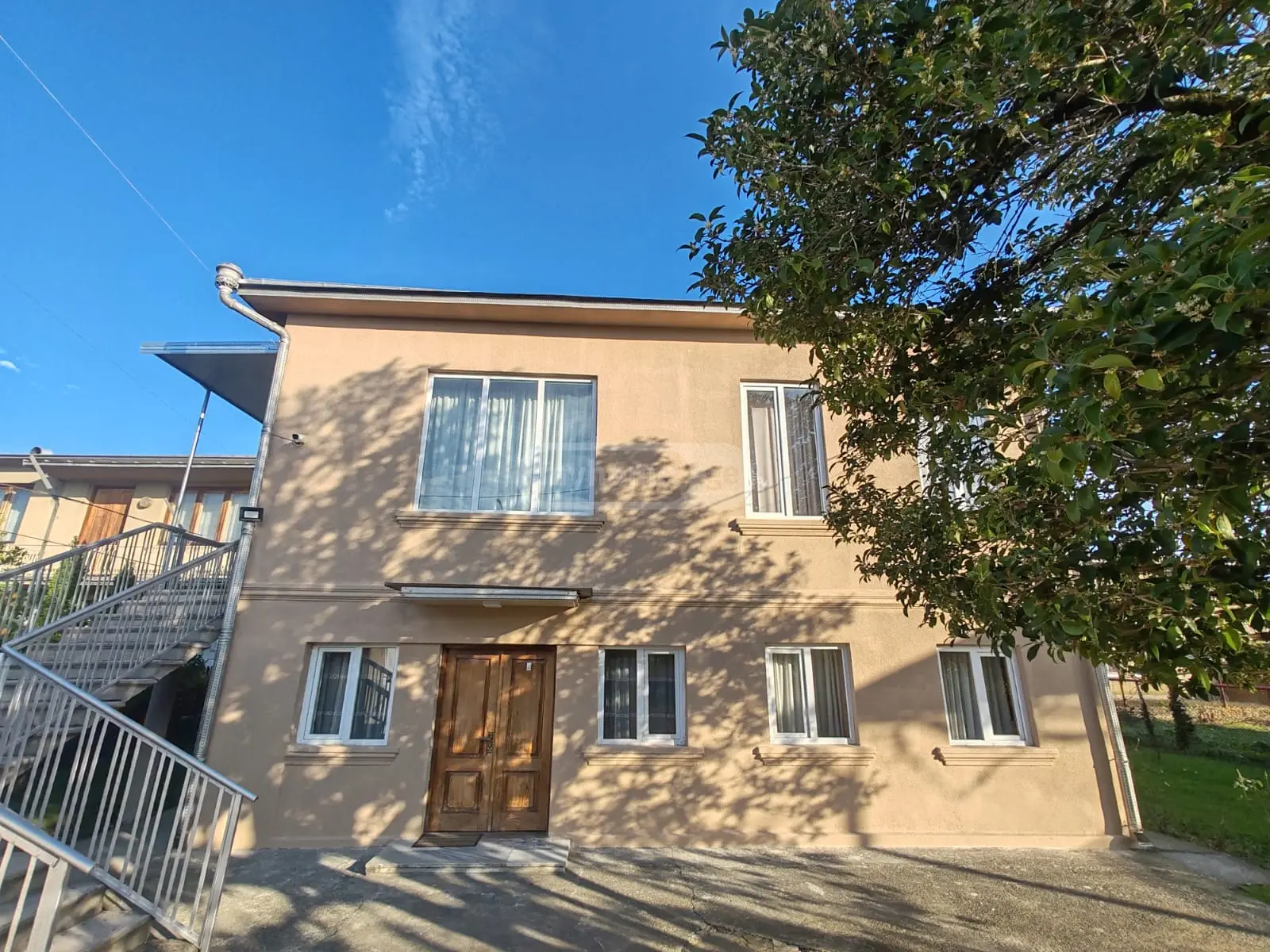 8 Room Private House For Rent In Zugdidi view 16